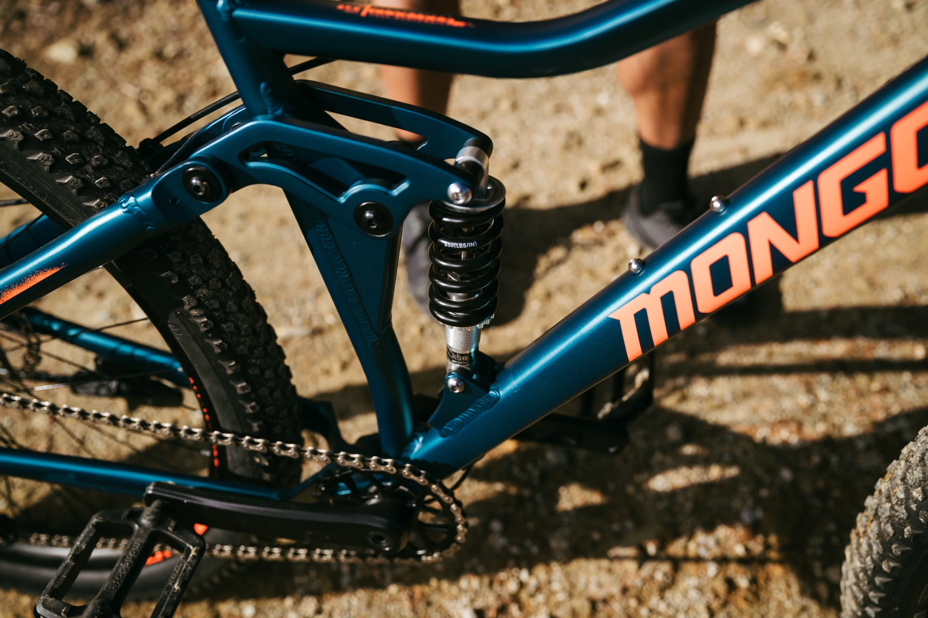 27 5" Ledge Mountain Bike, 7 Speeds, Teal Image 3