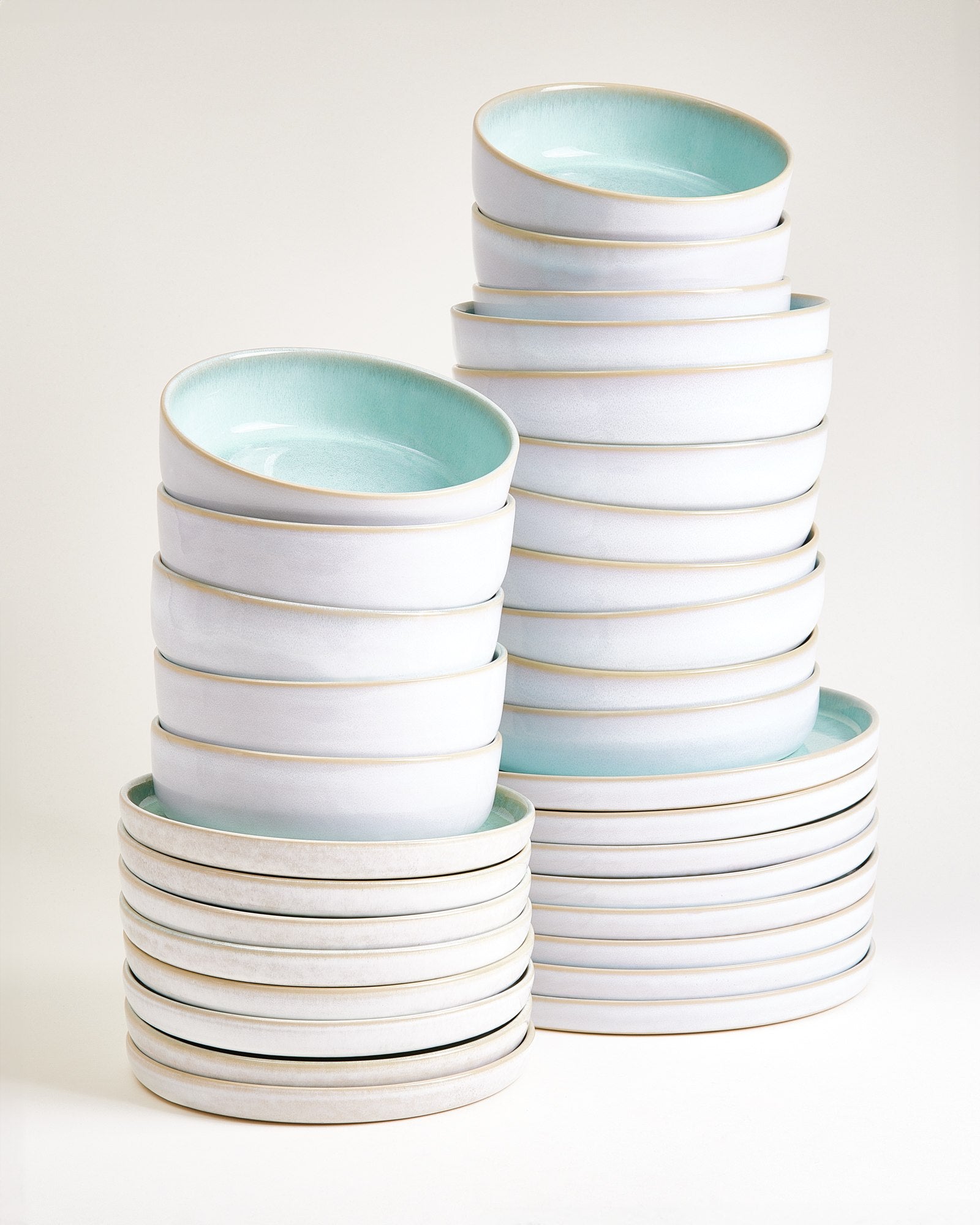 CORDOAMA - TABLEWARE SET MODERN MINT 32 PIECES