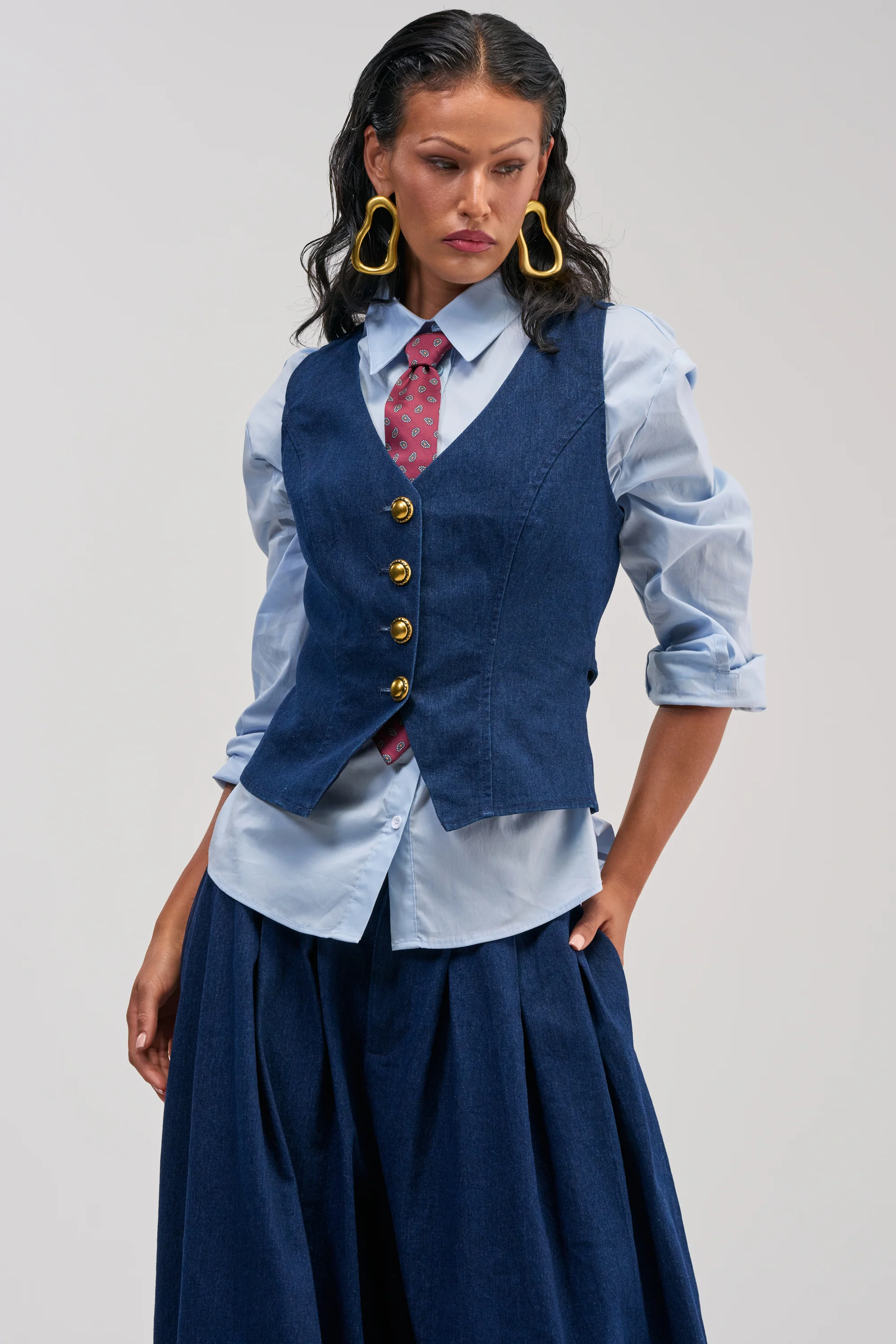 BUSINESS IN THE FRONT VEST - Akira Store