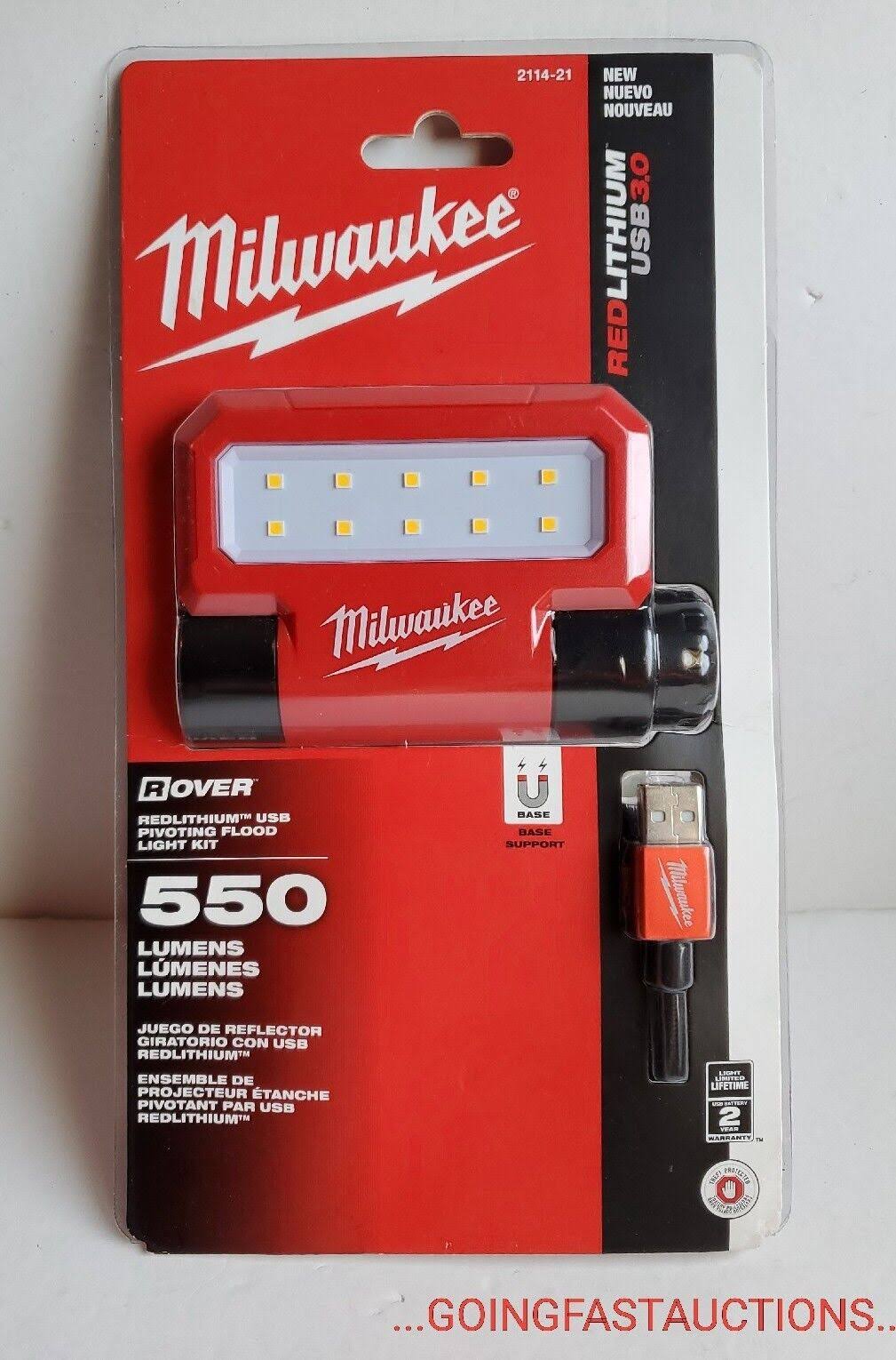 Milwaukee 2114-21 550 Lumens USB Rechargeable Pivoting Flood Light