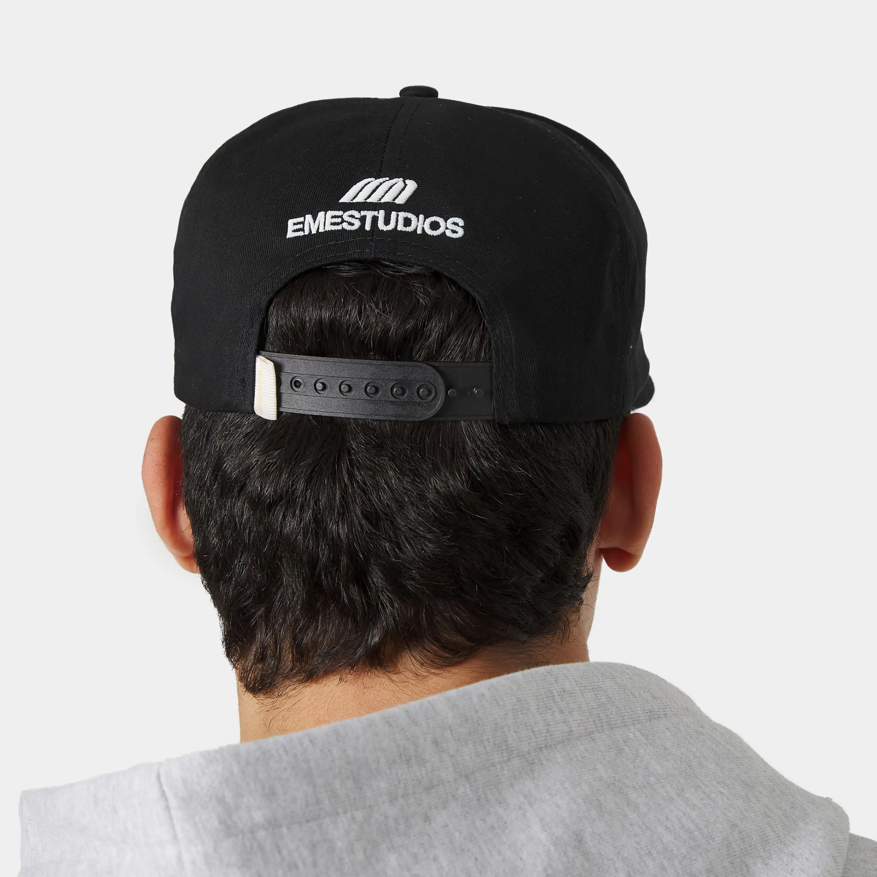 Half Black Cap