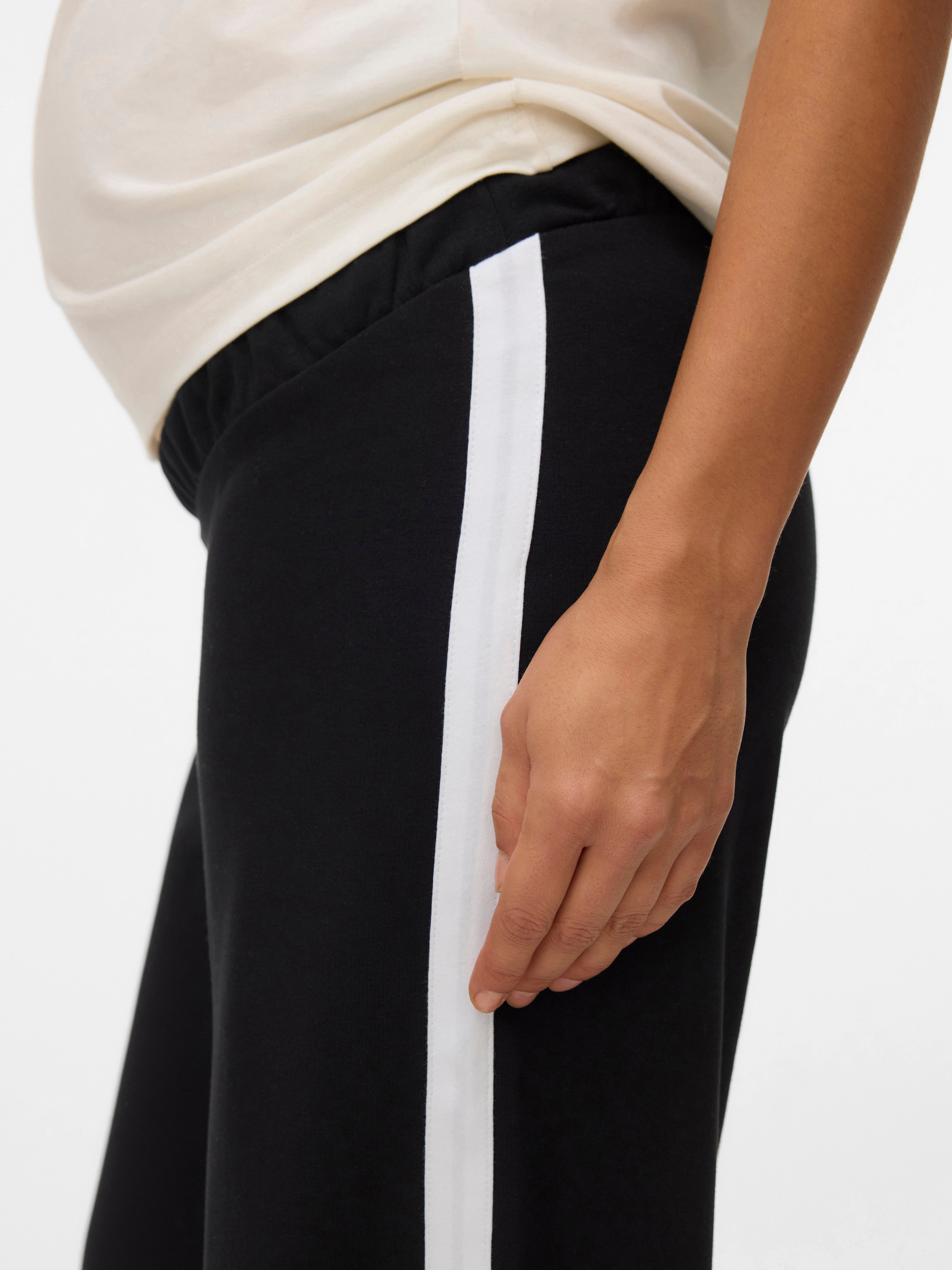 VERO MODA® Regular Fit Trousers