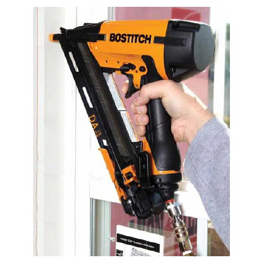Pneumatic 15 Ga. Finish Nailer Kit - Image 2