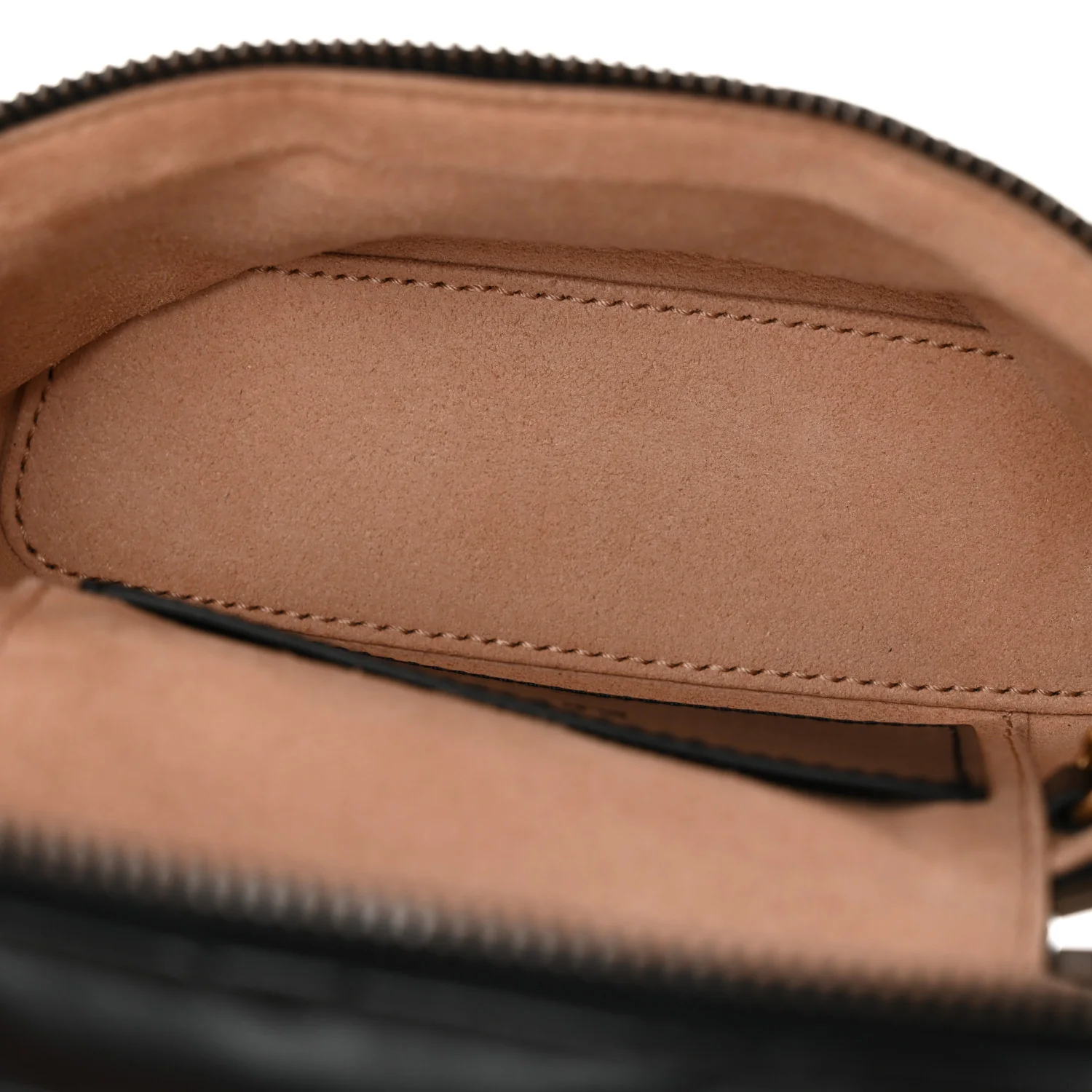 Calfskin Matelasse Chevron Mini GG Marmont Top Handle Bag Black