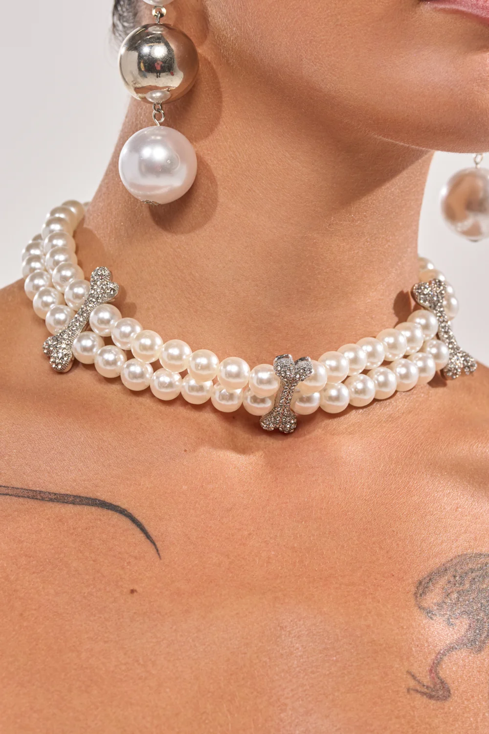 ALIA PEARL NECKLACE - Akira Store