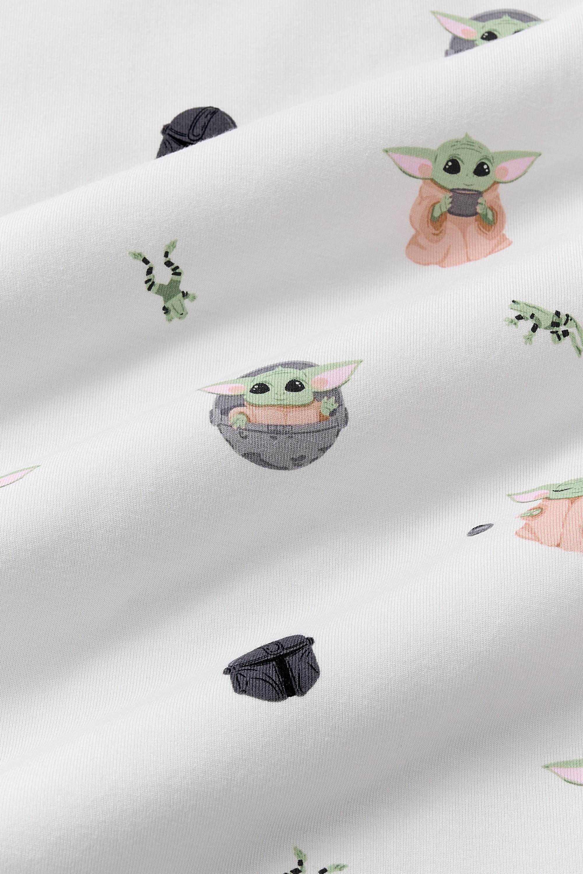 Change Pad Cover in Grogu™