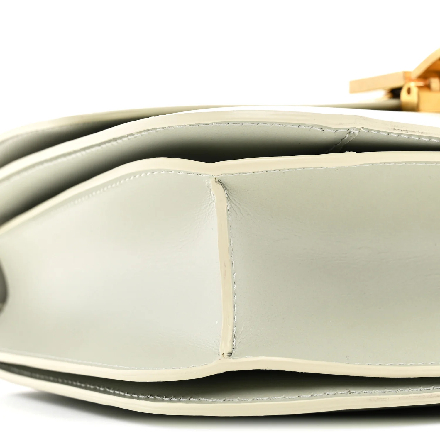 Box Calfskin Medium Classic Box Flap Bag Vert D'eau