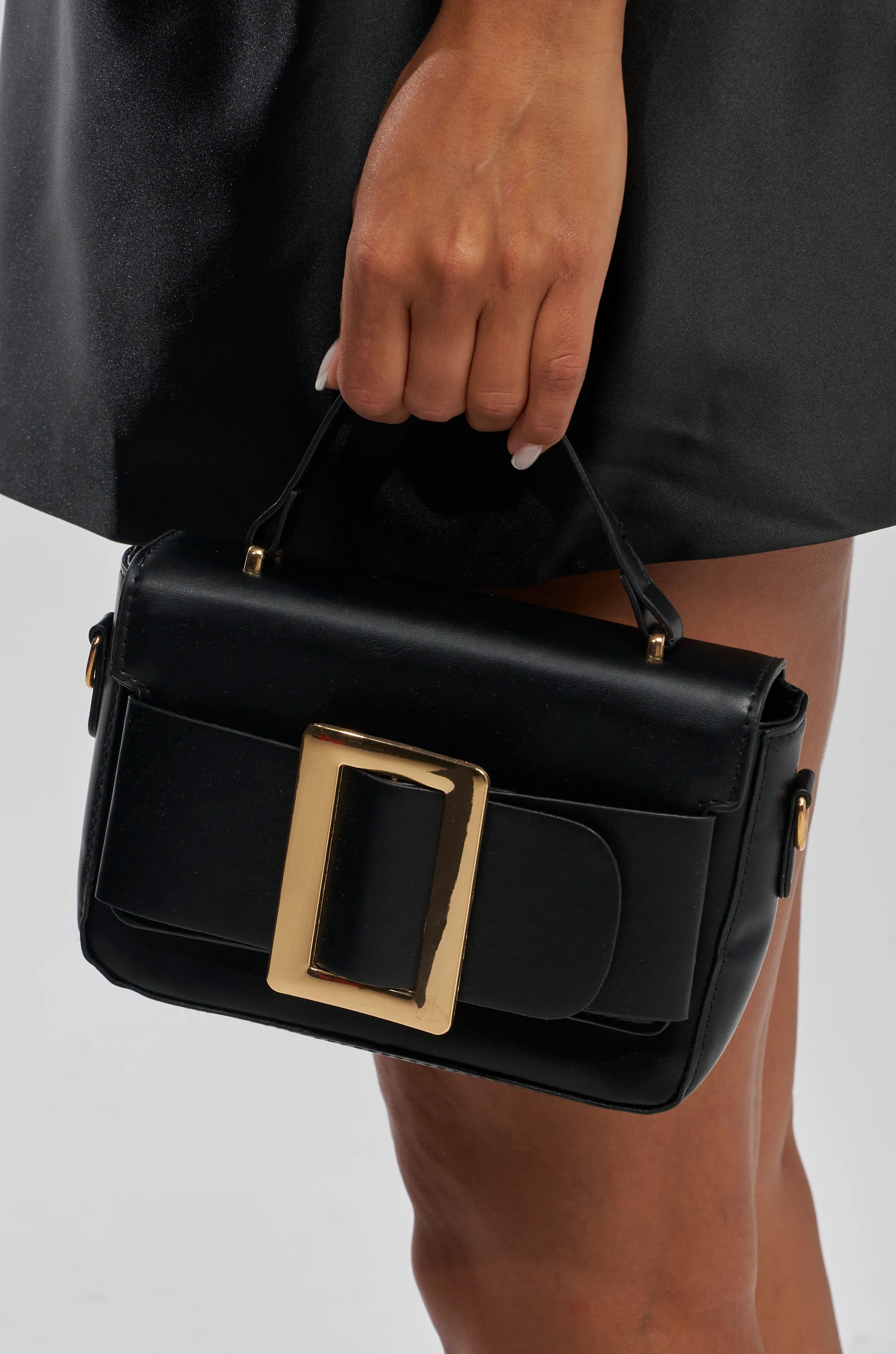 DRESS ME UP PURSE - Akira Store