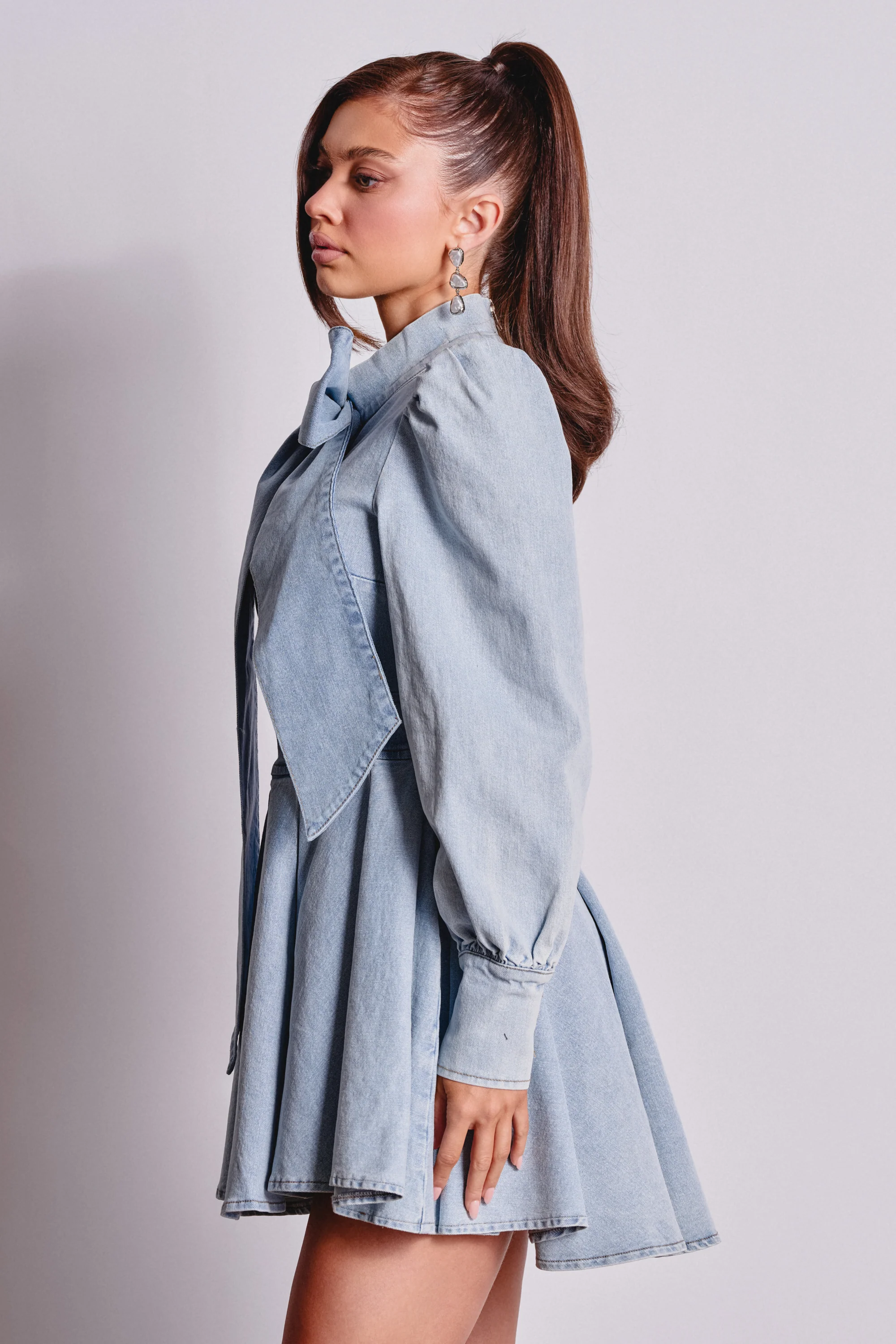CAROLINA DENIM BOW MINI DRESS - Akira Store