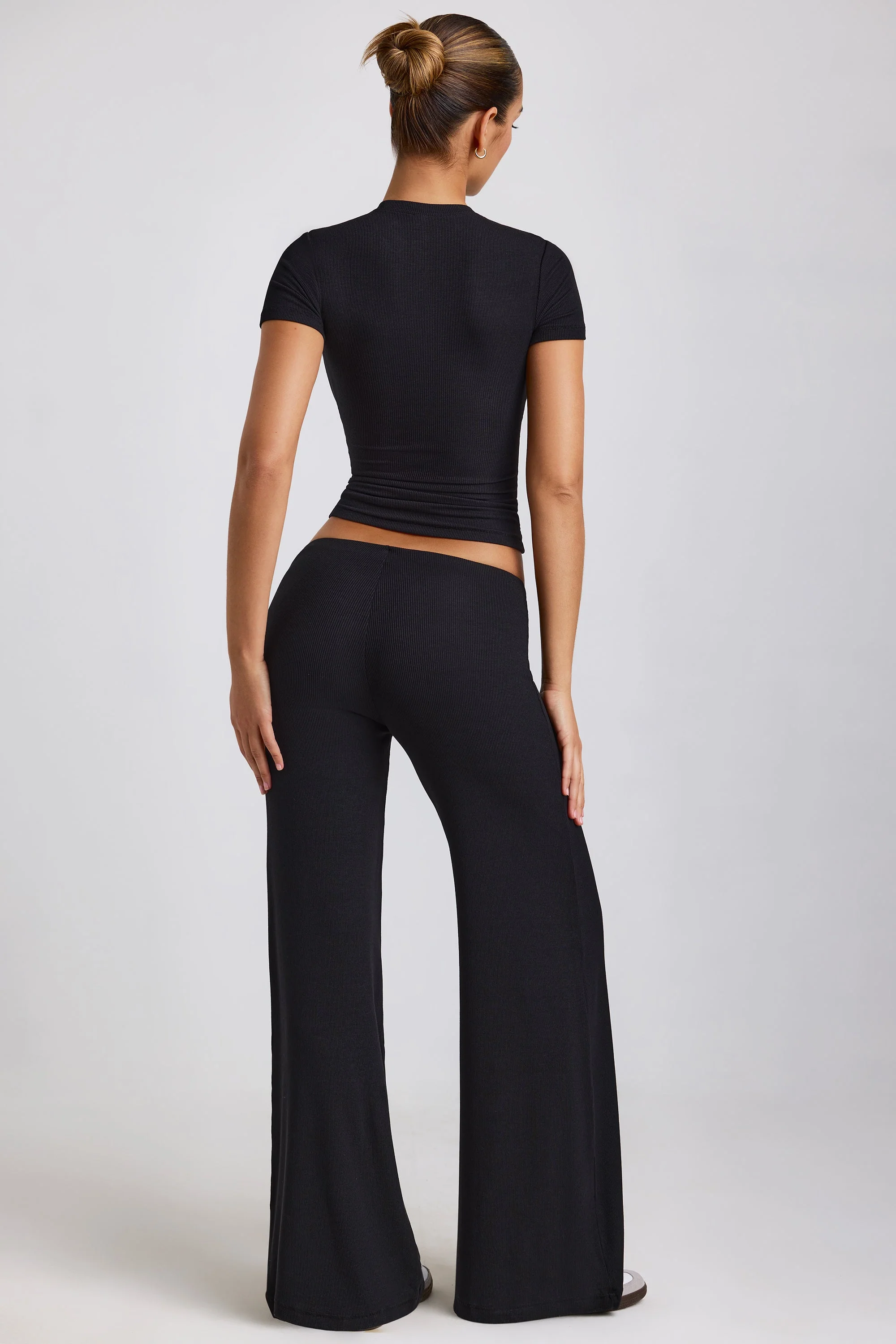 Tall Mid Rise Wide Leg Trouser in Black