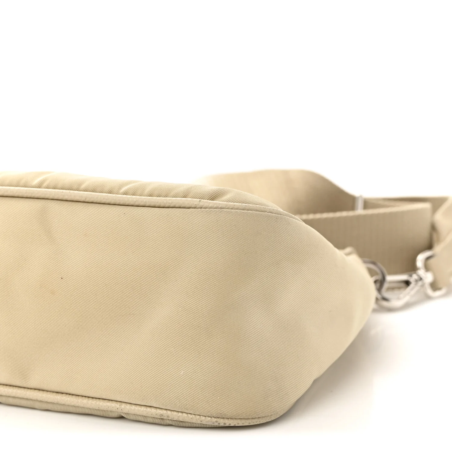 Re-Nylon Saffiano Re-Edition 2005 Shoulder Bag Deserto