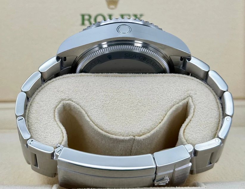 [Super Clone]Rolex Deepsea Black Dial and Bezel Oyster Bracelet 44mm Watch  m136660-0006