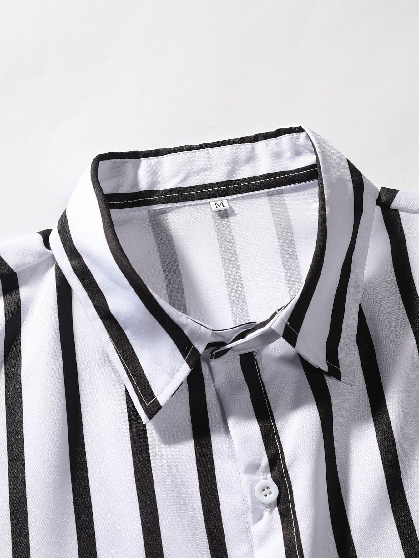 Chemise boutonnée à rayures