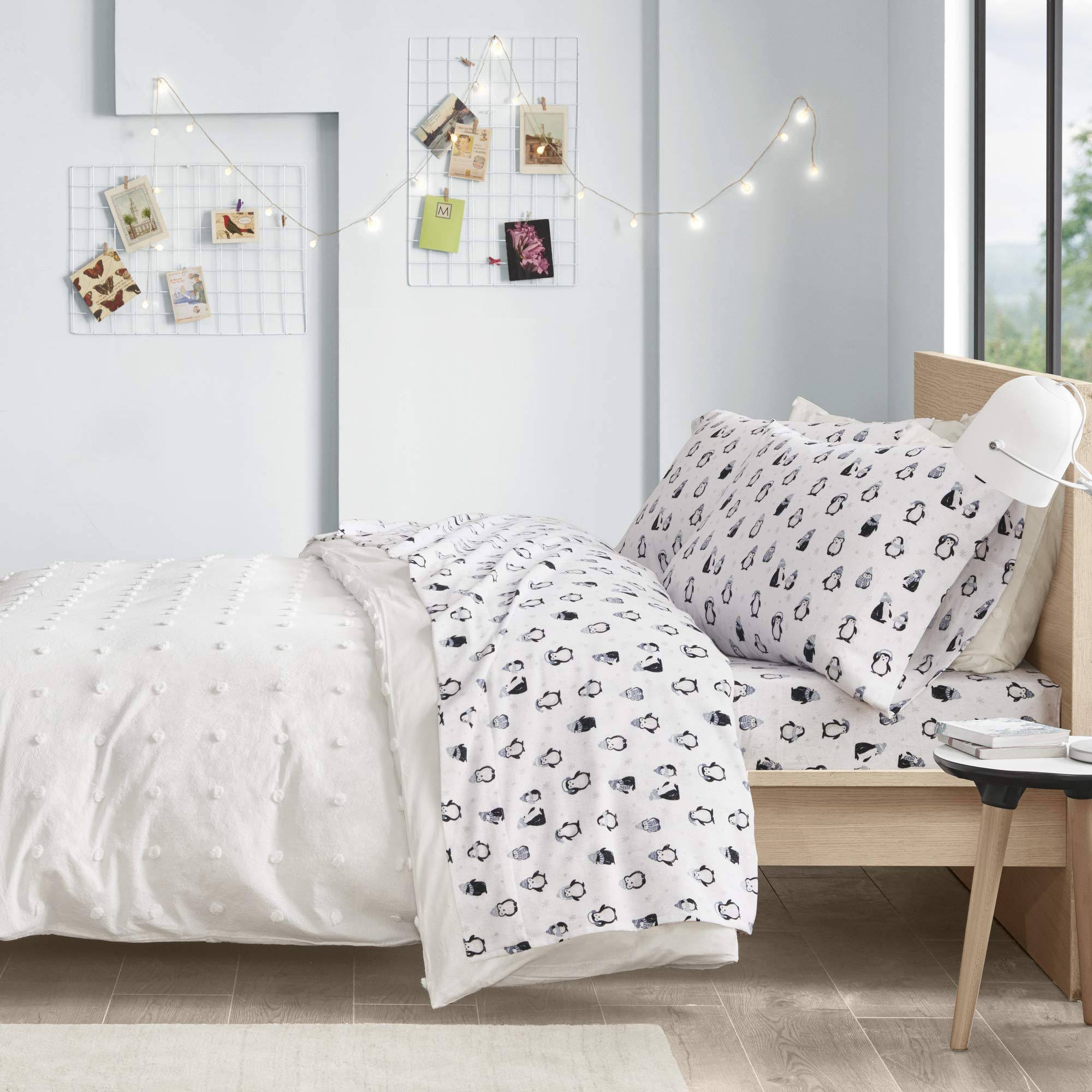 Intelligent Design - Cozy Soft Cotton Flannel Printed Sheet Set - Twin XL - Blue Penguins