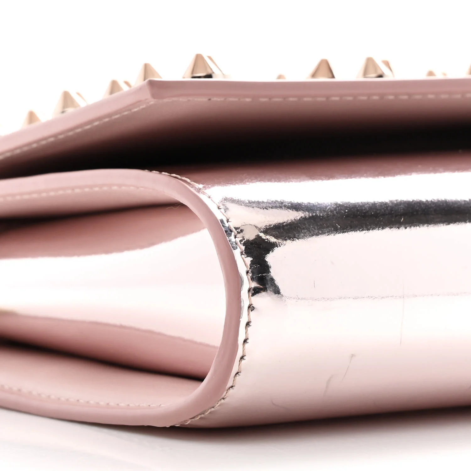 Metallic Patent Calfskin Spikes Loubinthesky Paloma Clutch Pink