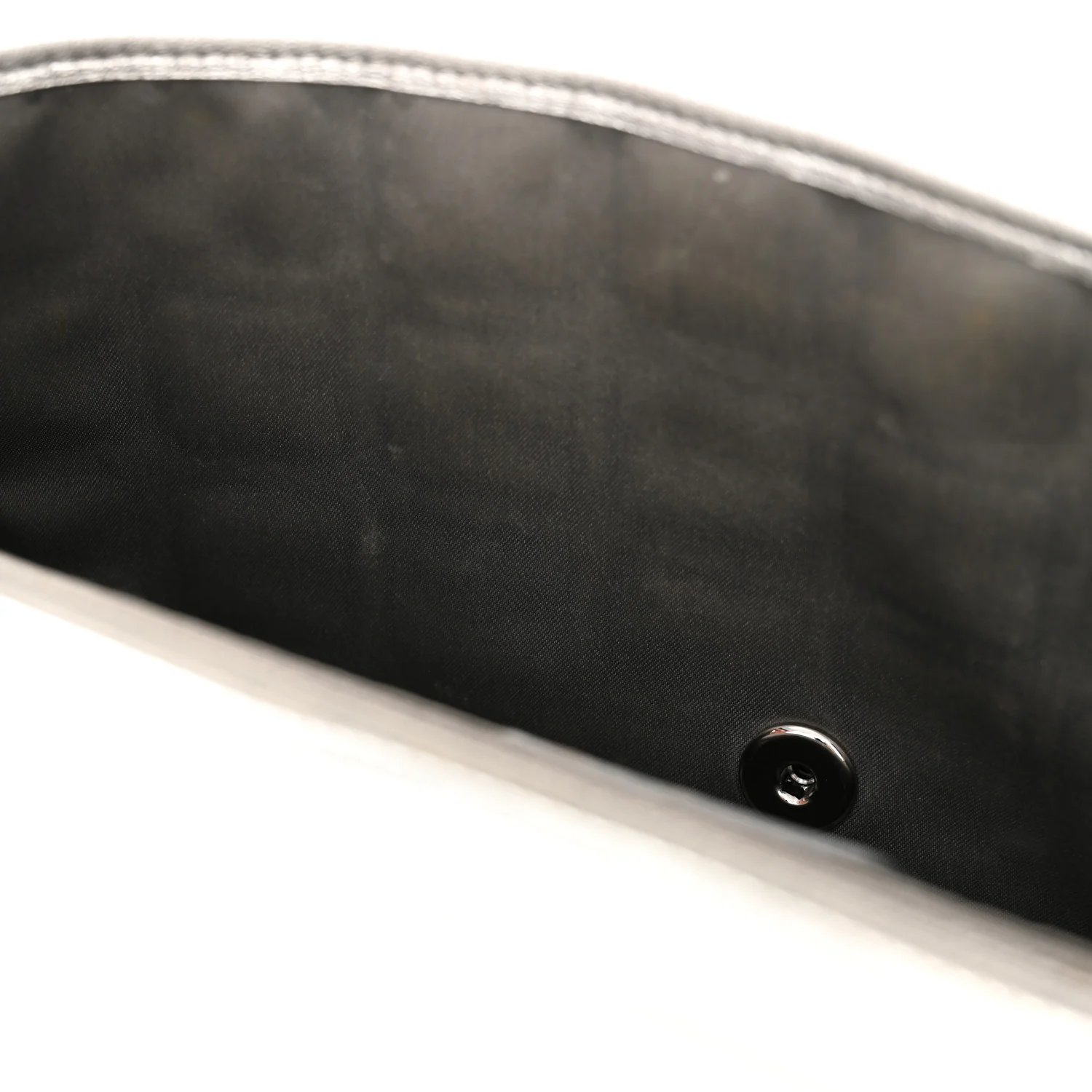 Vinyl Large Ice Cube Flap Silver