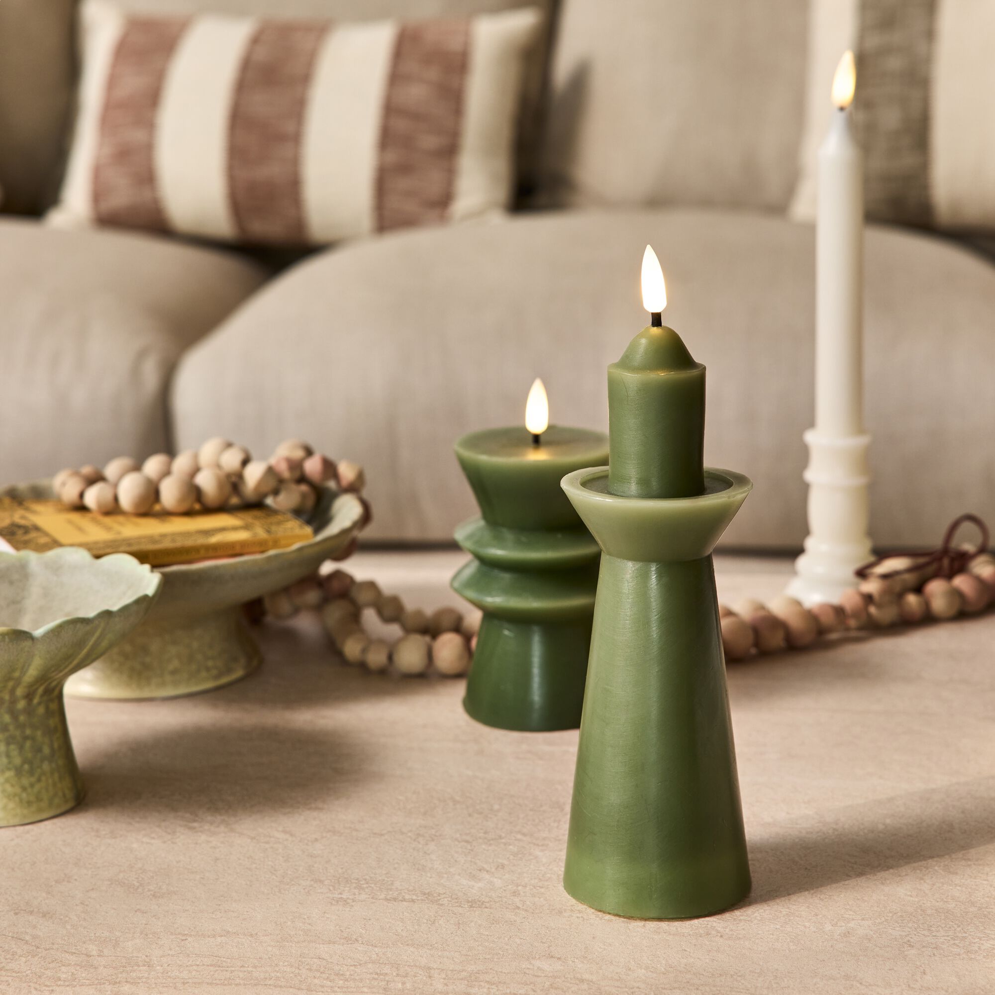 NAYA - Bougie à LED D6,9xH23,4cm - vert