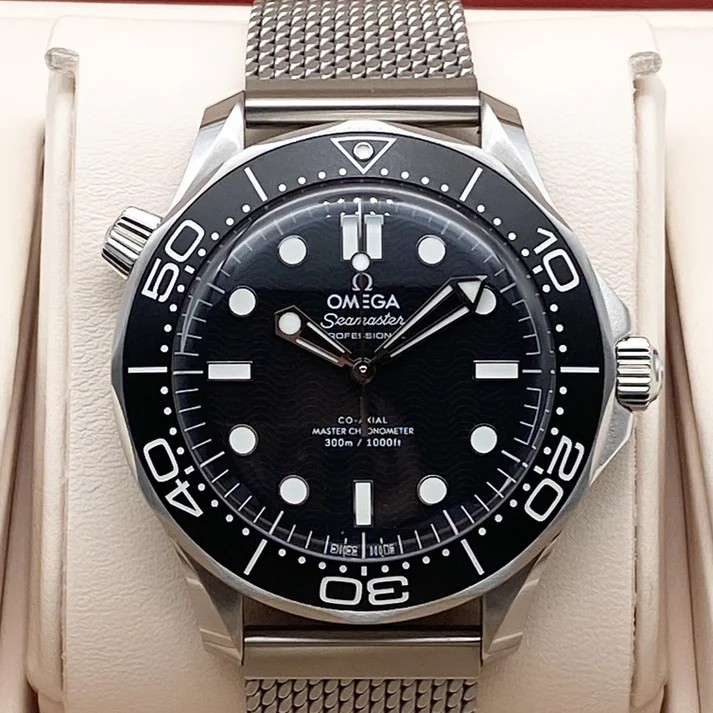 Omega Seamaster 300 Diver's Watch 210.30.42.20.01.010 Black 42mm