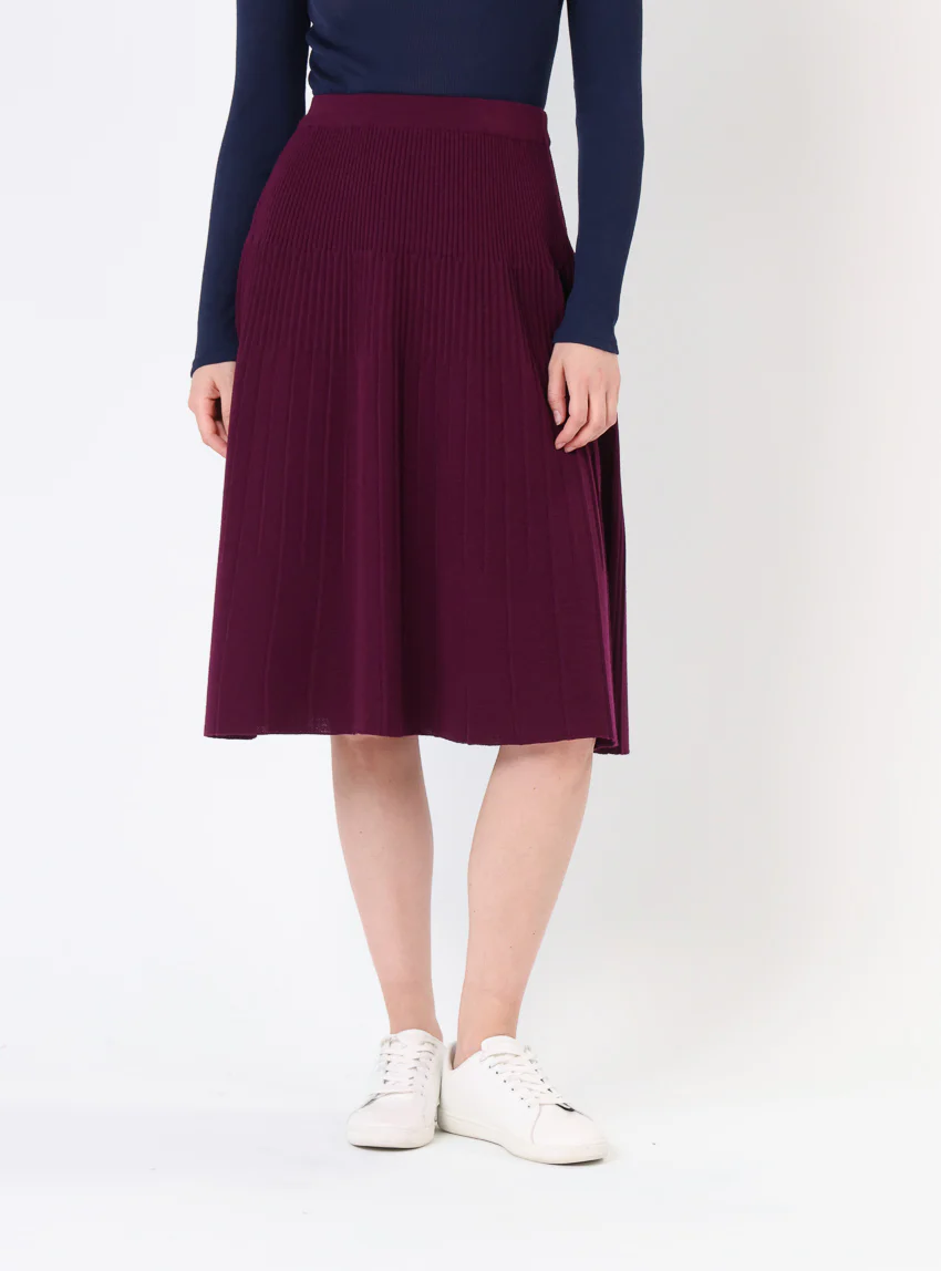 Jupe plissée midi en laine violet nuit