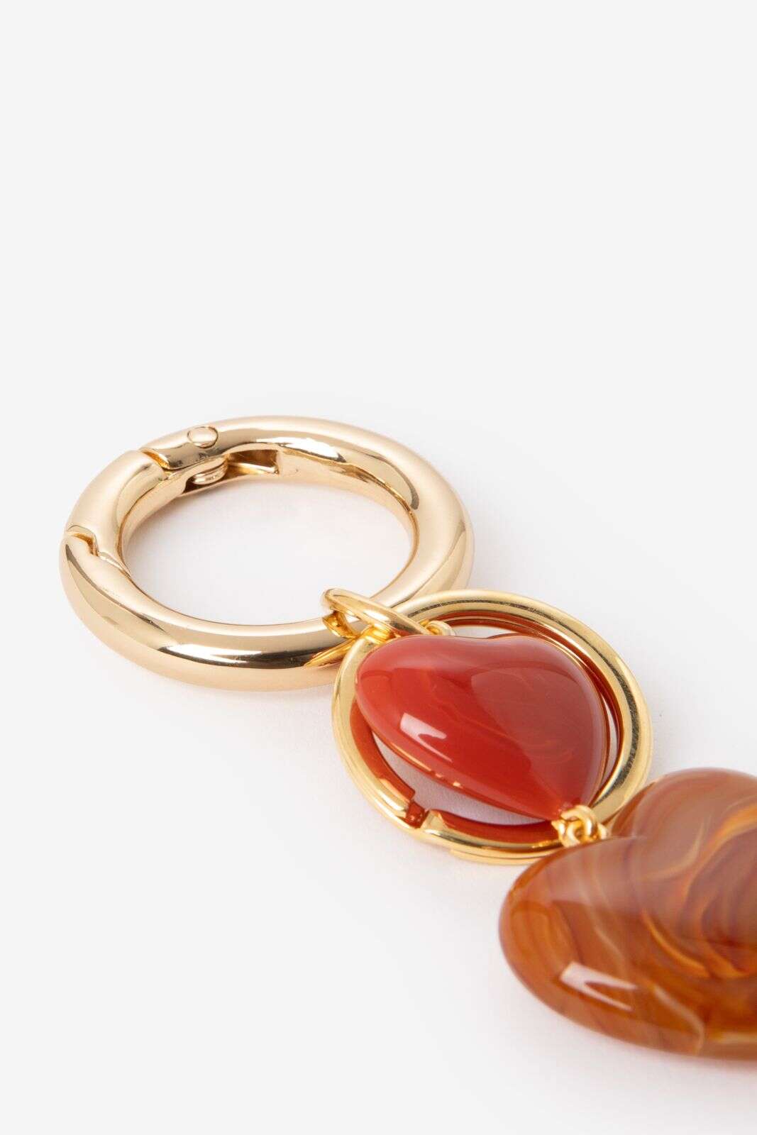 Roze resin bag charm met hartjes