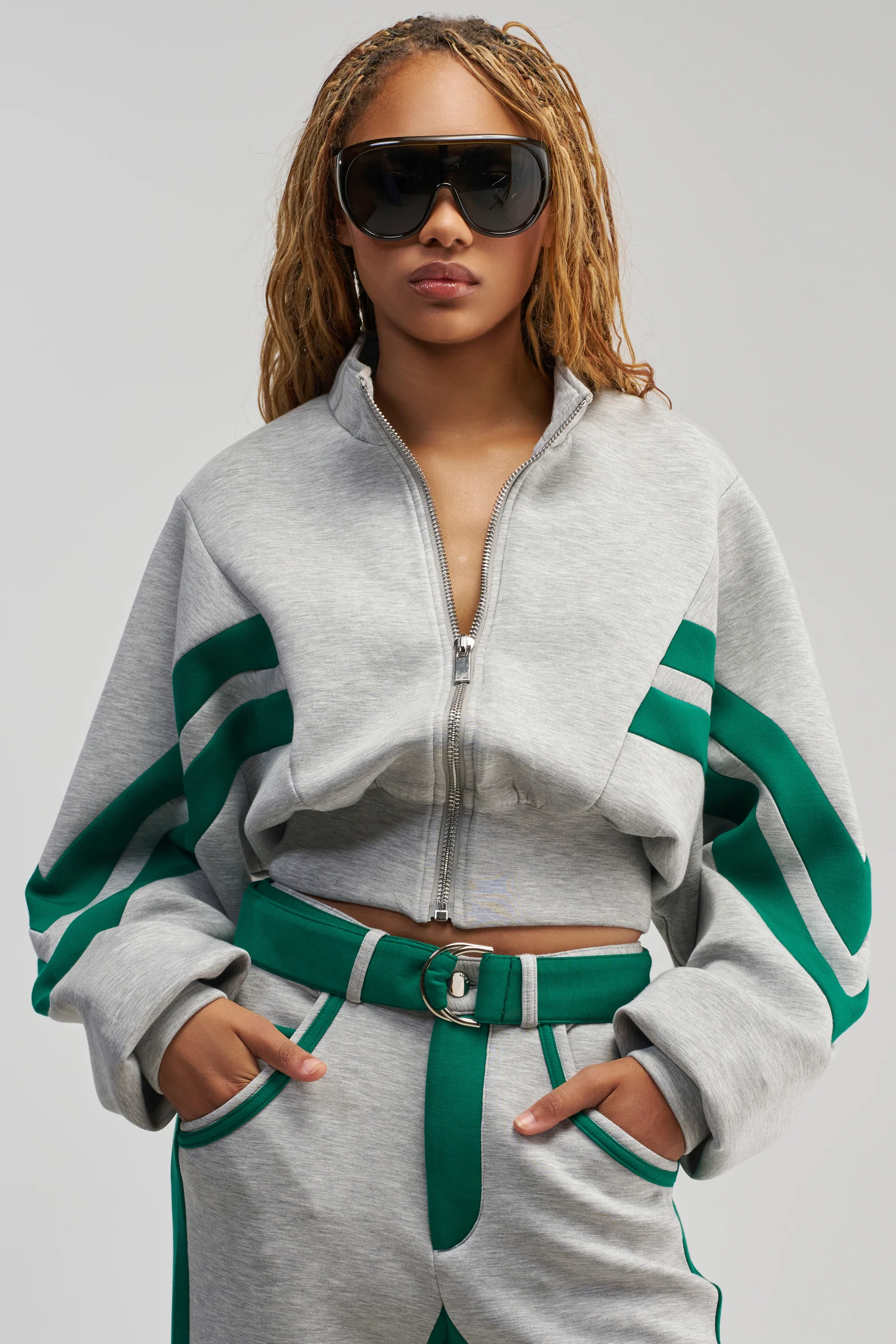 SPORT MODE SCUBA BOMBER IN GREY - Akira Store