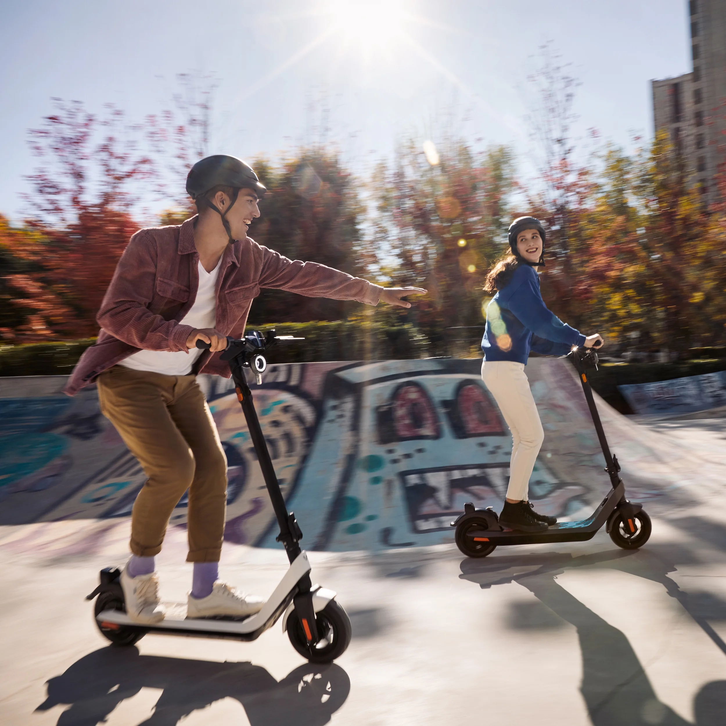 Kick Electric Scooter Adult KQi2 Pro, Foldable 25 Mile Range 17mph, Gray(Gray) - Image 10