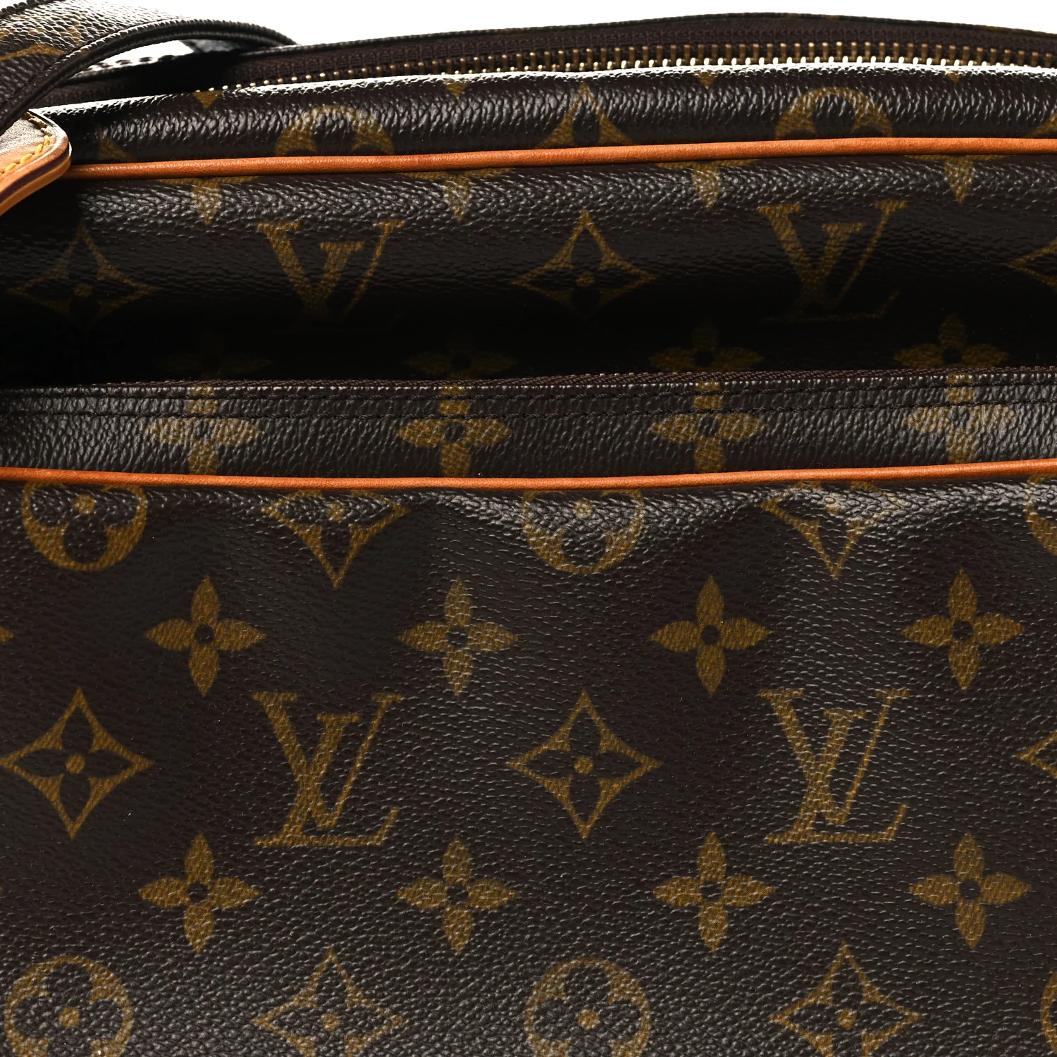 Monogram Nil 28