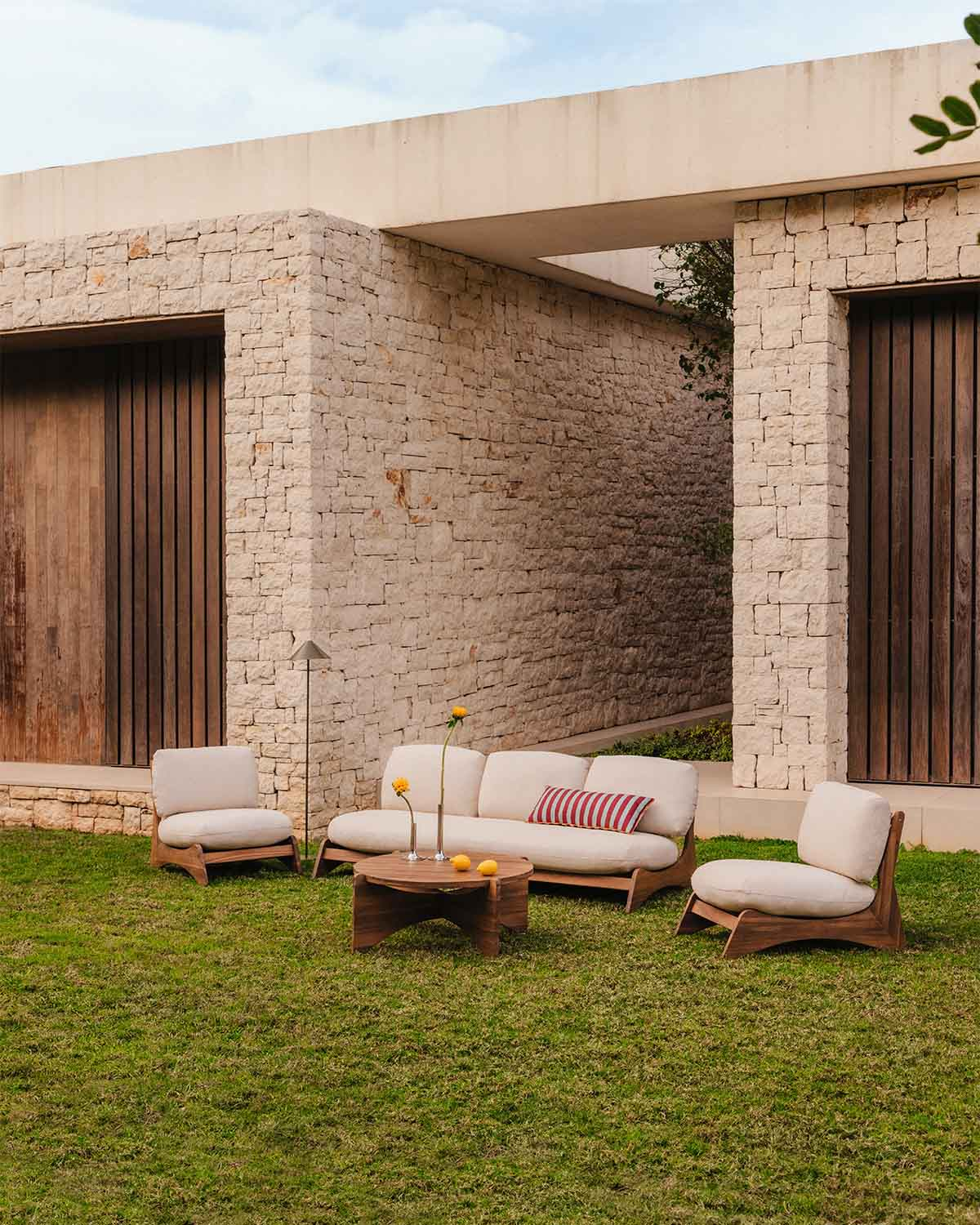 Lorent - Set de Jardín con Sofá 3 Plazas, 2 Sillones y Mesa de Centro de Madera de Acacia y Tela Lorent