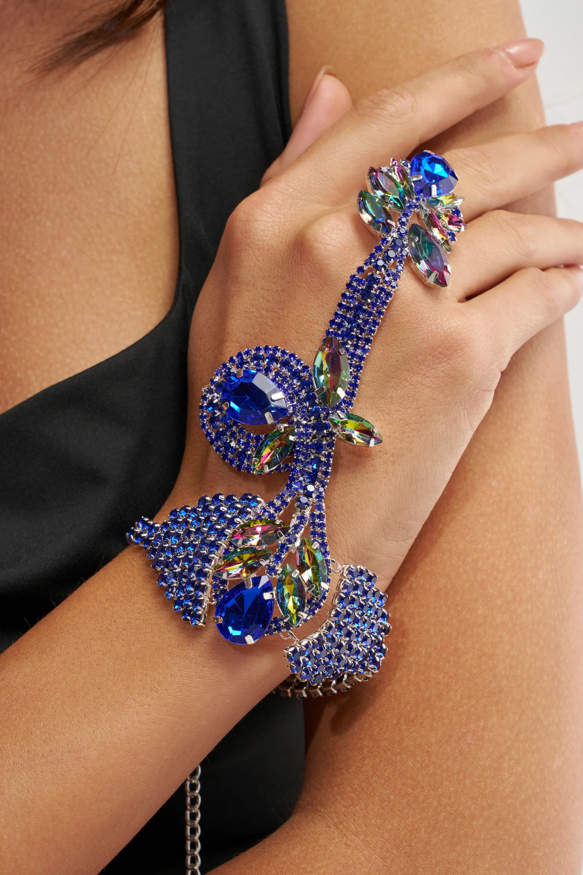 WATCH ME BRACELET - Akira Store