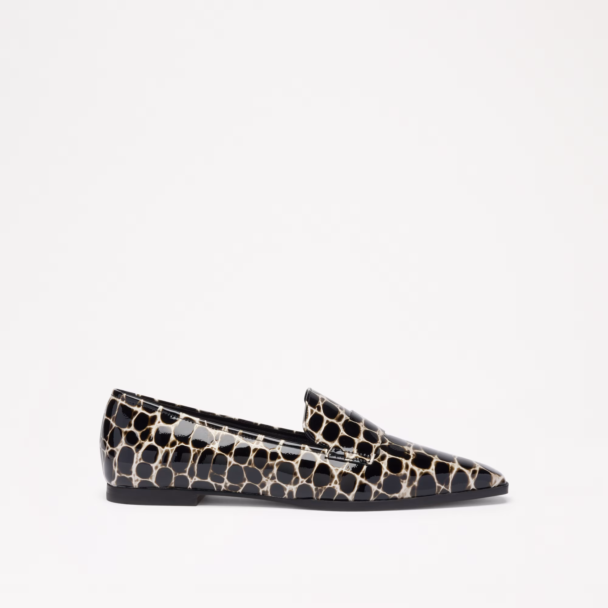 Totter Flat<br>Snipped Toe Loafer