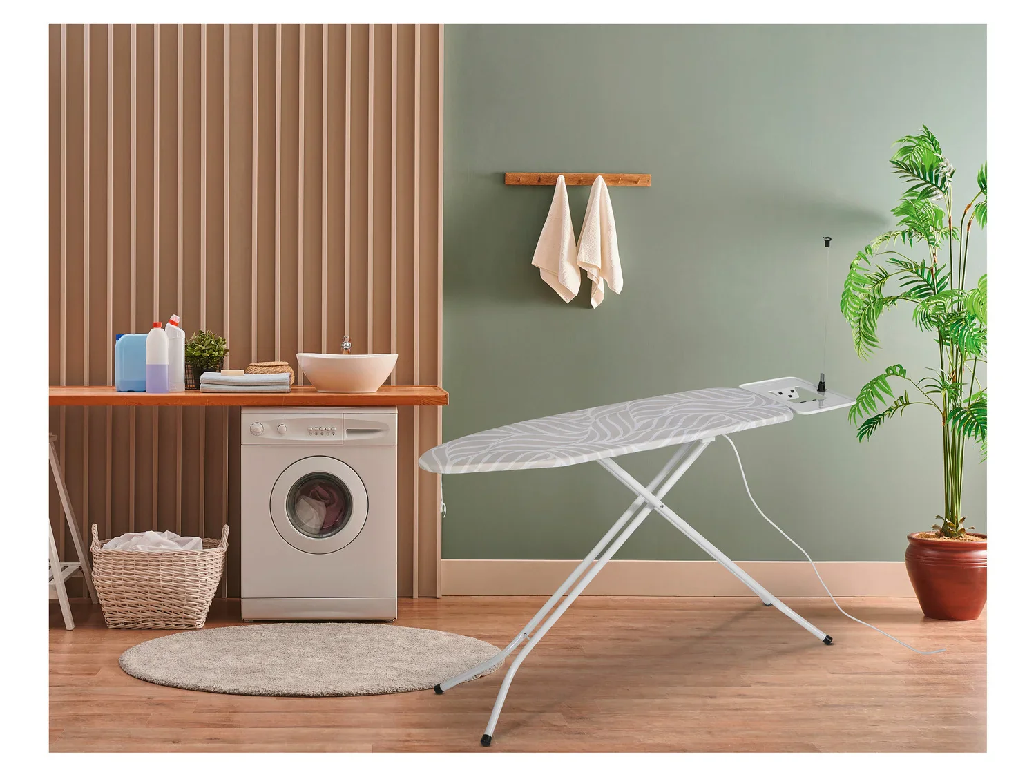 LIVARNO home Table  repasser