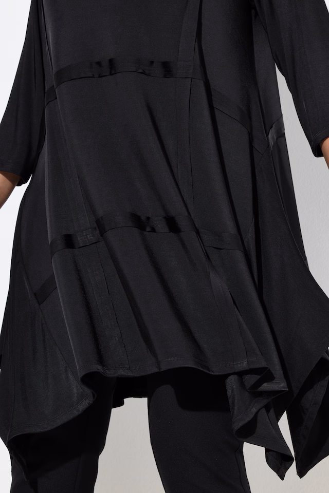 Pointed Hem 3/4 Sleeve Slinky Dress