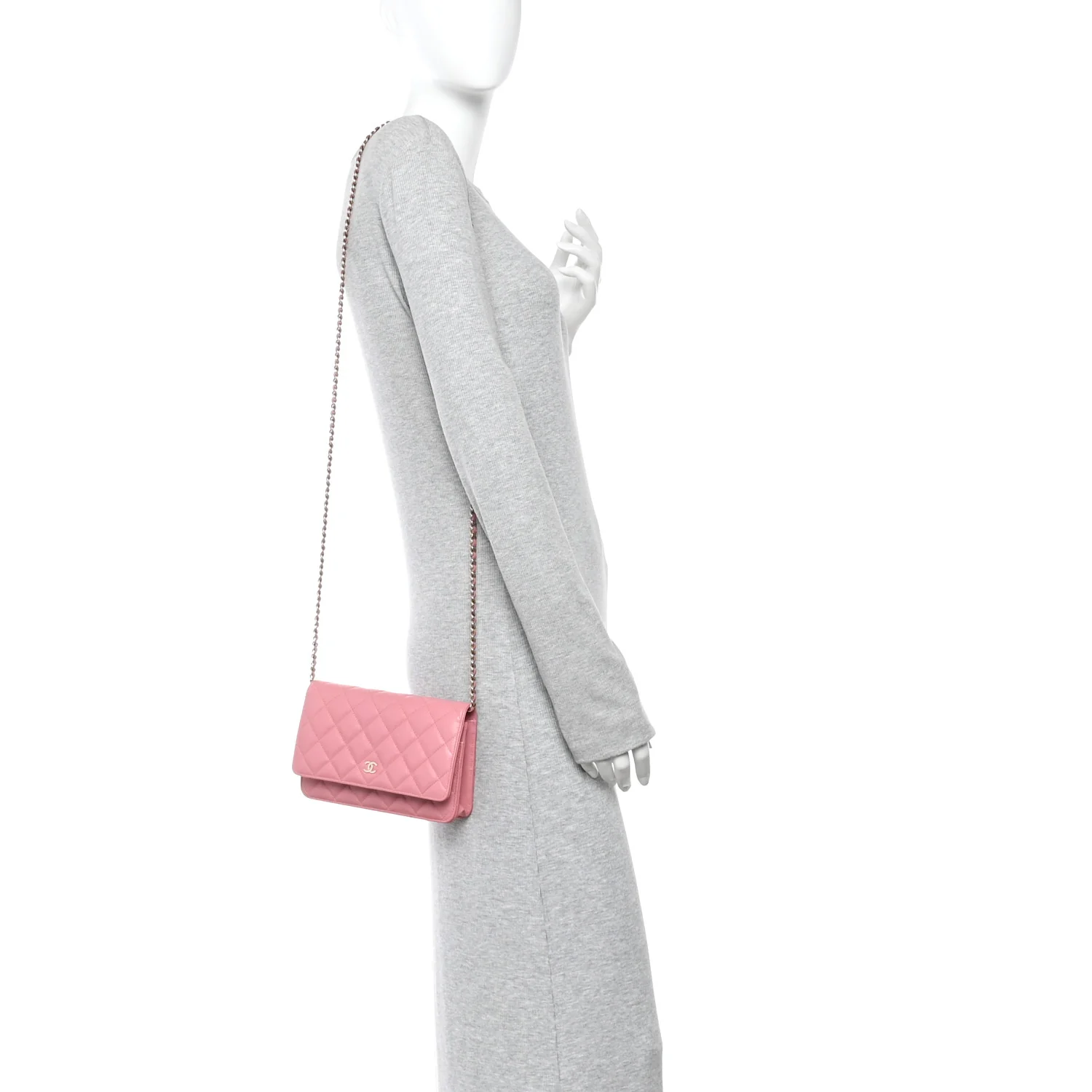 Caviar Quilted Wallet on Chain WOC Pink
