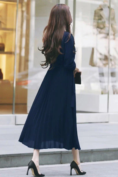 Robe à manches bouffantes en chiffon plissé