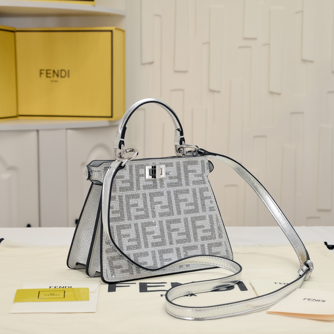Fen Peekaboo ISeeU Petite diamond tote bag