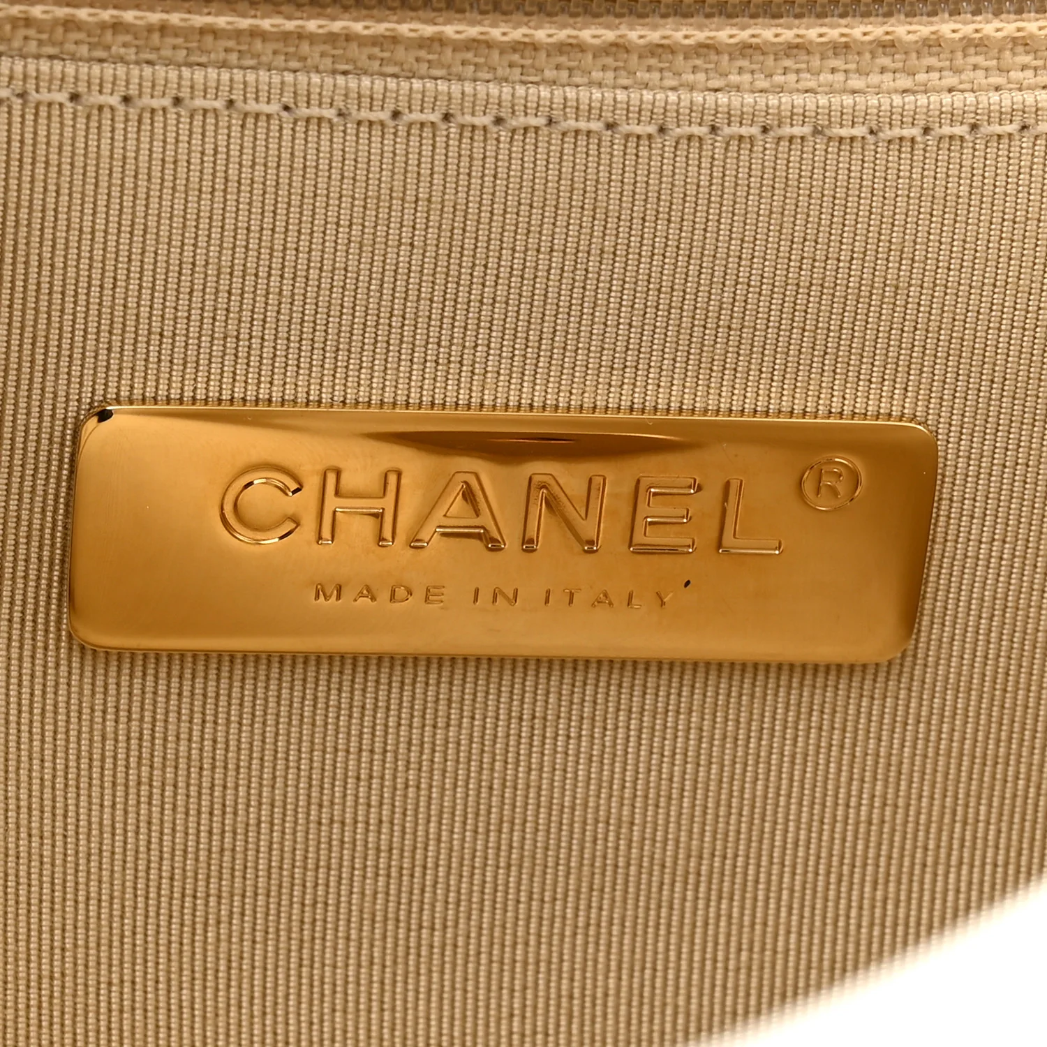 Goatskin Quilted Medium Chanel 19 Flap White