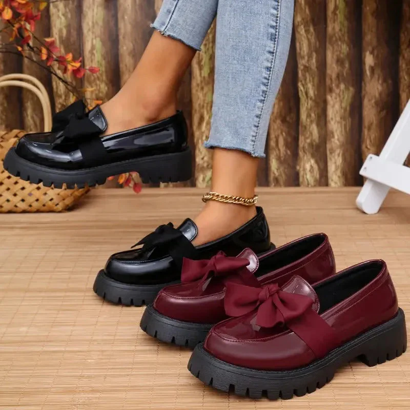 Mathilde | Mocassins en cuir verni épais