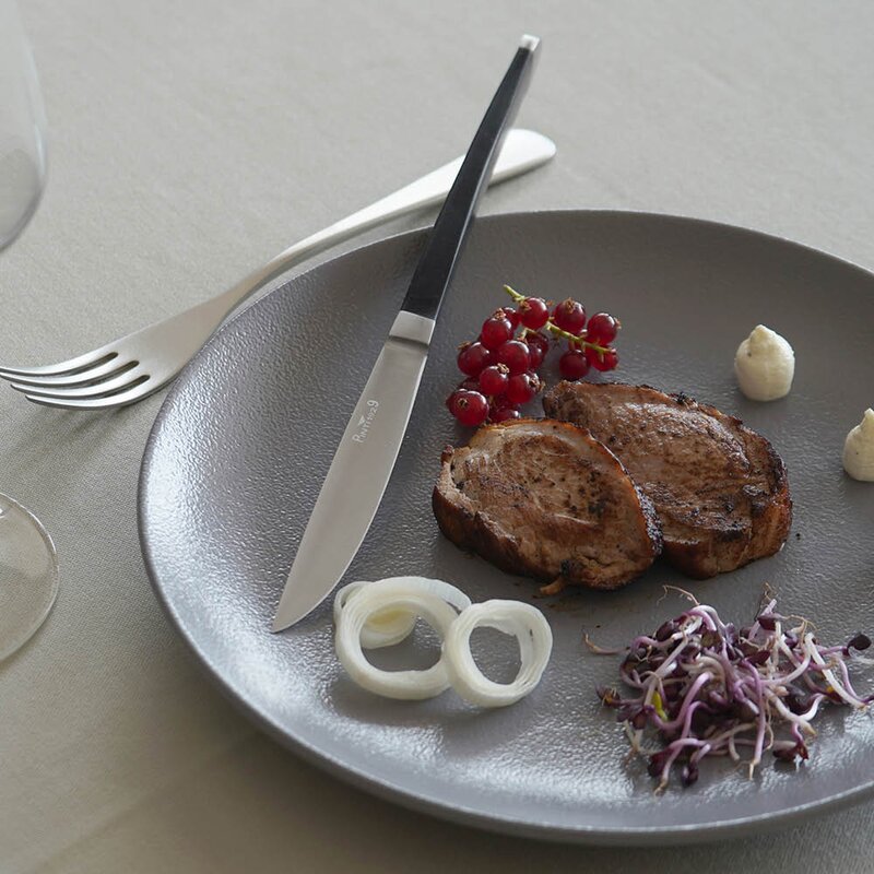Audrey grillkniv 23,5 cm 6 stk svart