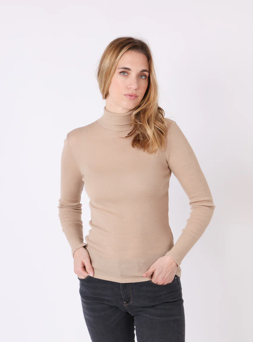Pull chaussette col roulé laine et soie beige