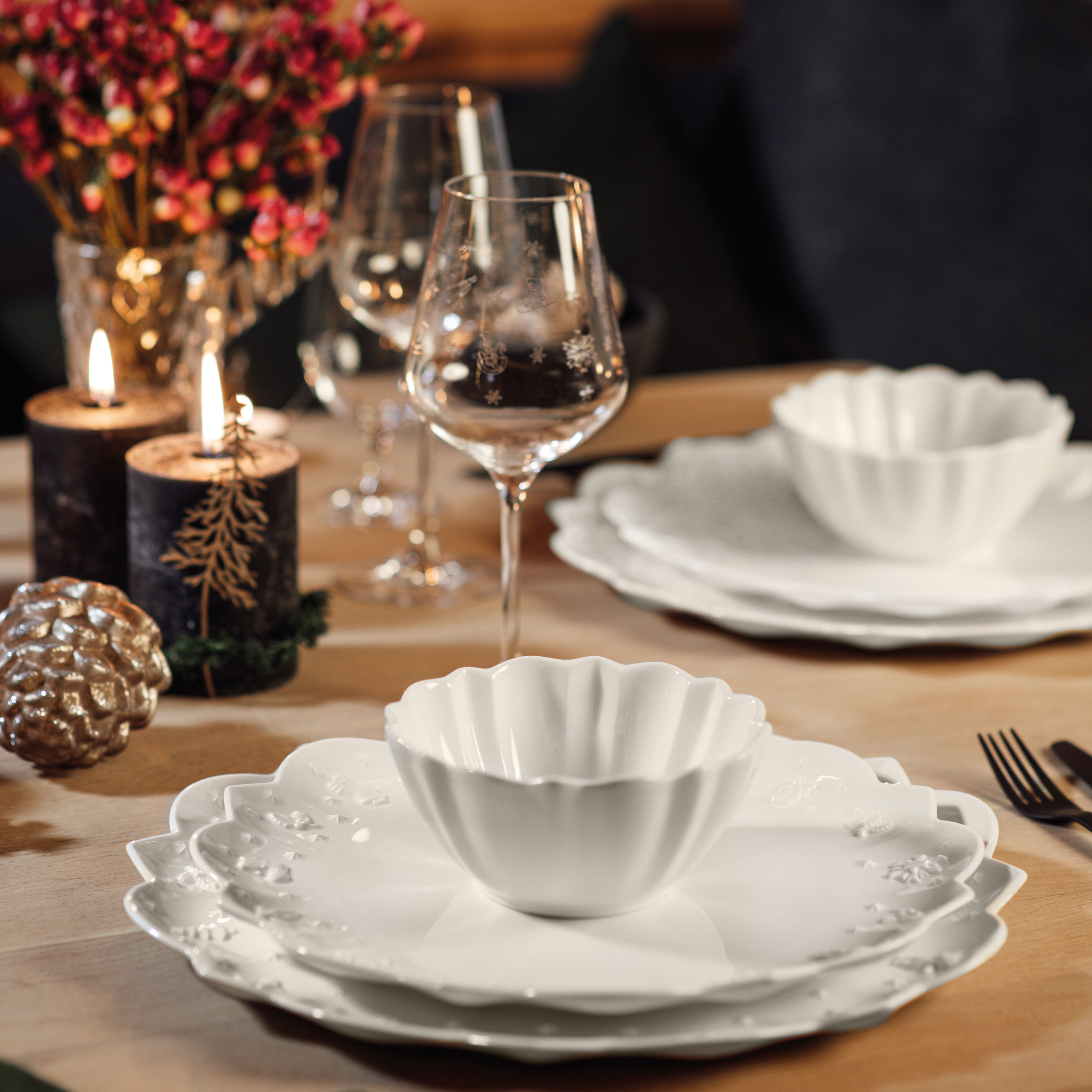 Toy's Delight Royal Classic Salad/ Dessert Plate - White, 9.2'', Premium Porcelain