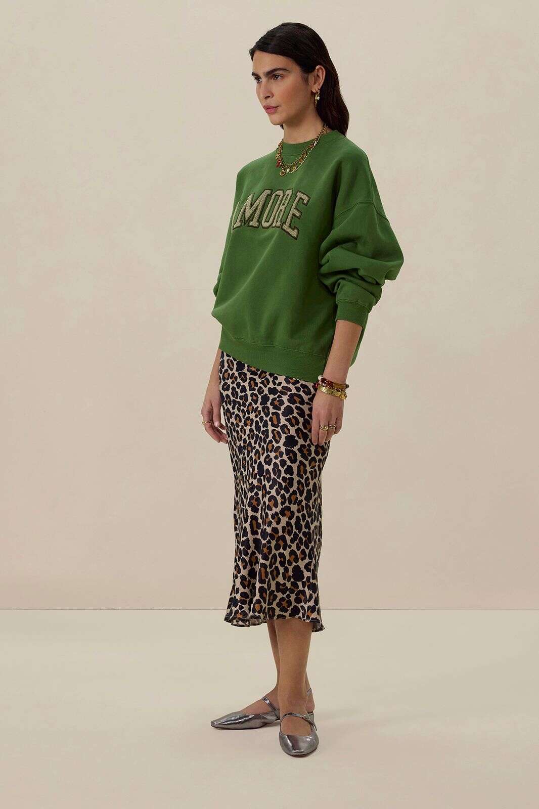 Bruine satijnen rok met leopard print