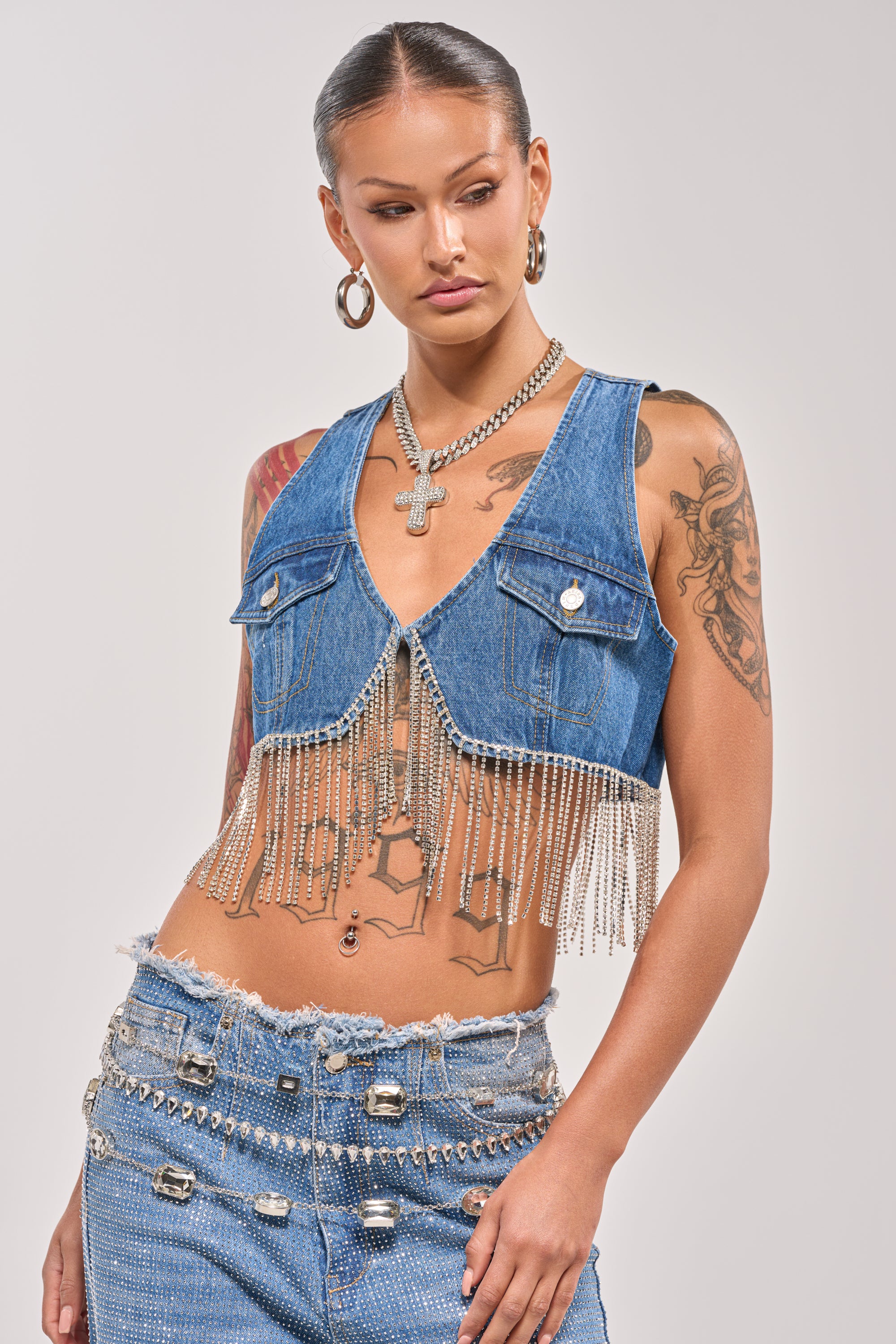 RIDE EM CROPPED DENIM VEST - Akira Store