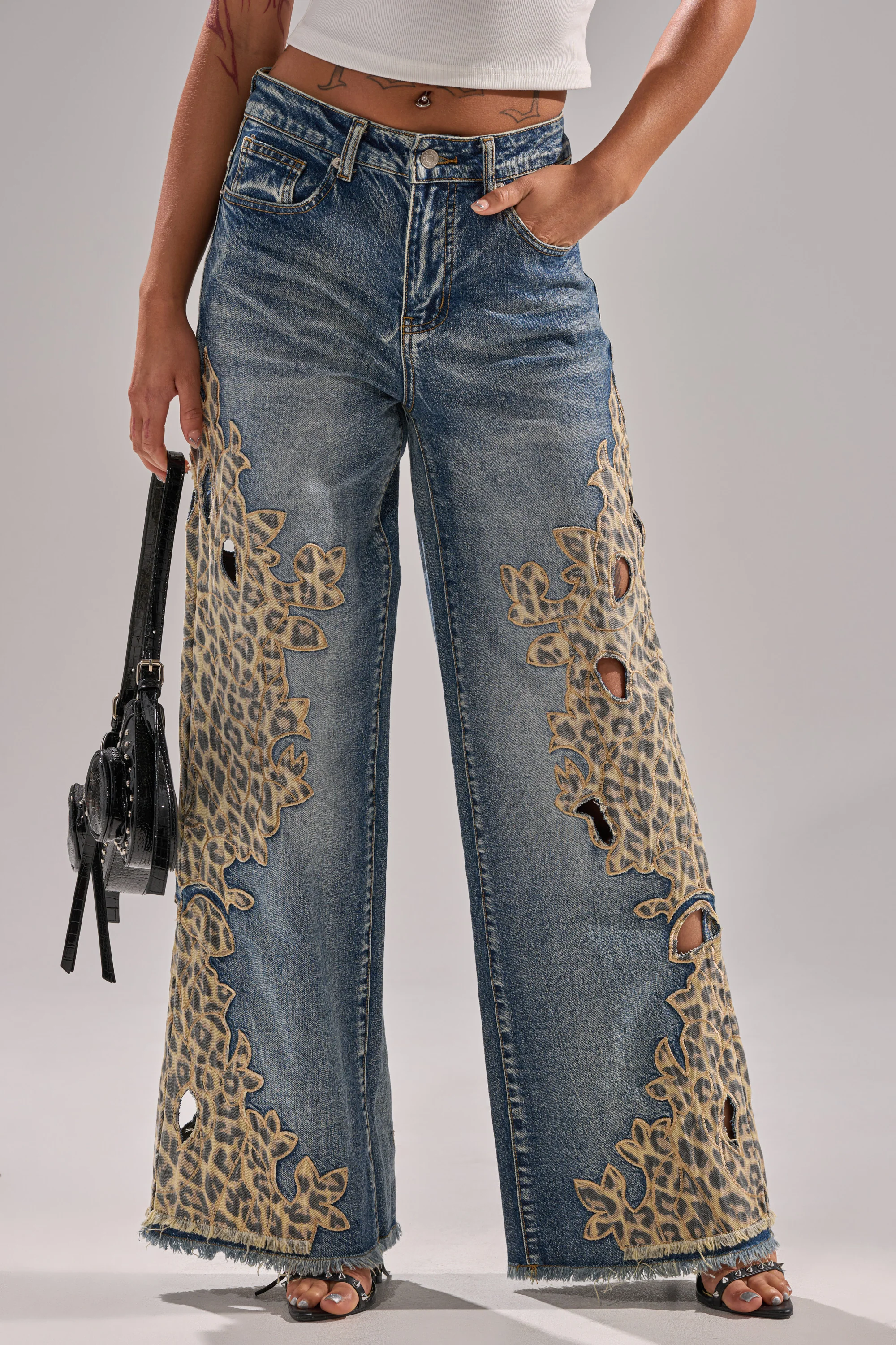 AMIGAS CHEETAH PRINT WIDE LEG PANT - Akira Store