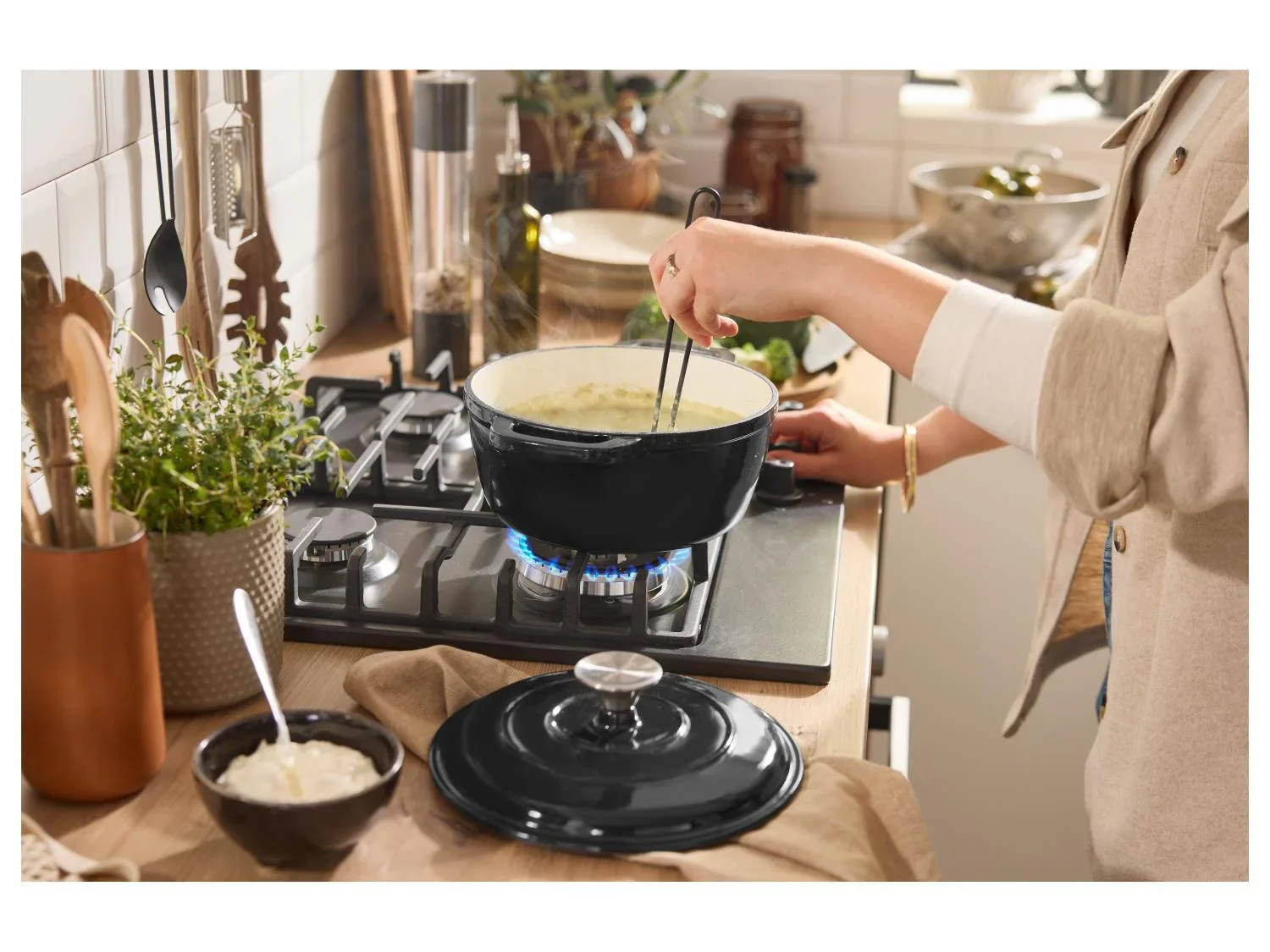 SILVERCREST Faitout en fonte Premium, 22 cm