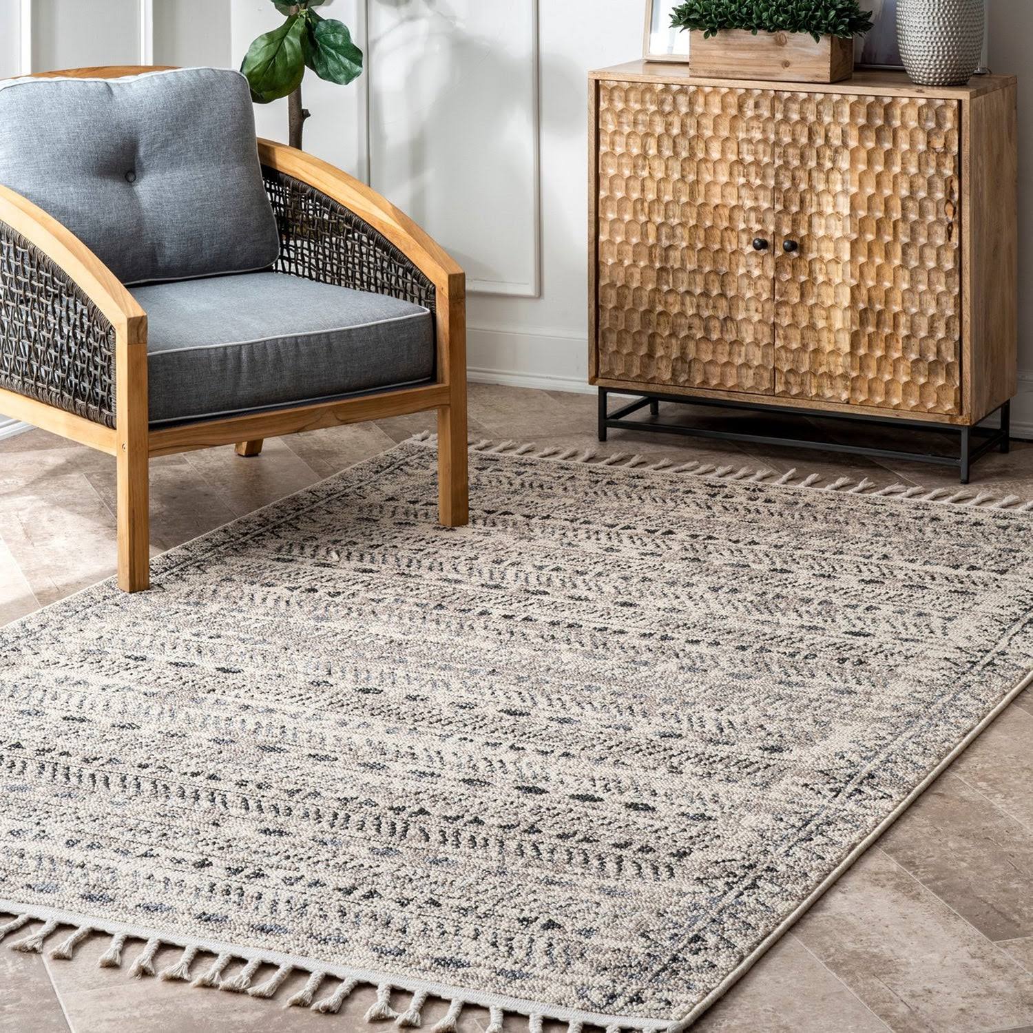 nuLOOM Wilmarie Striped Tassel Ivory 4 ft. x 6 ft. Area Rug