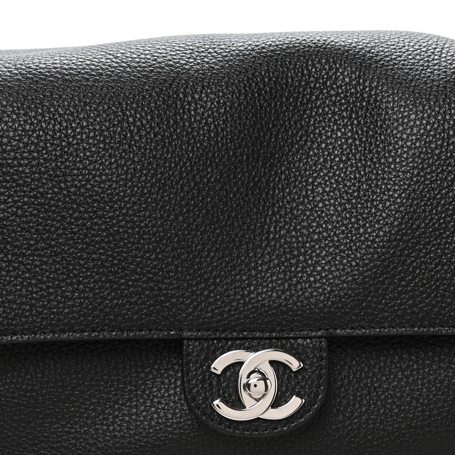 Grained Calfskin Small Souplissimo Maxi Flap Black