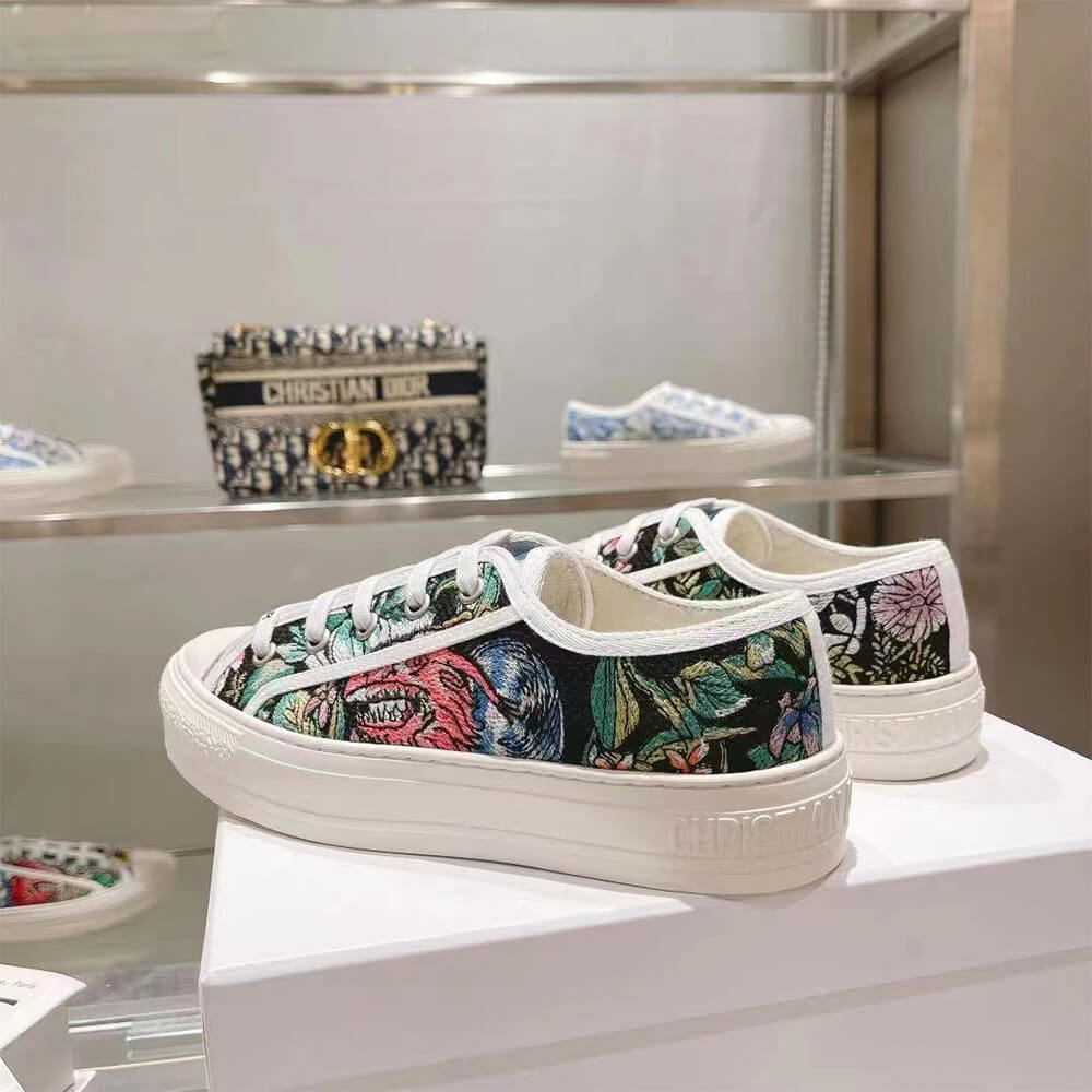 WALK N DIOR SNEAKER