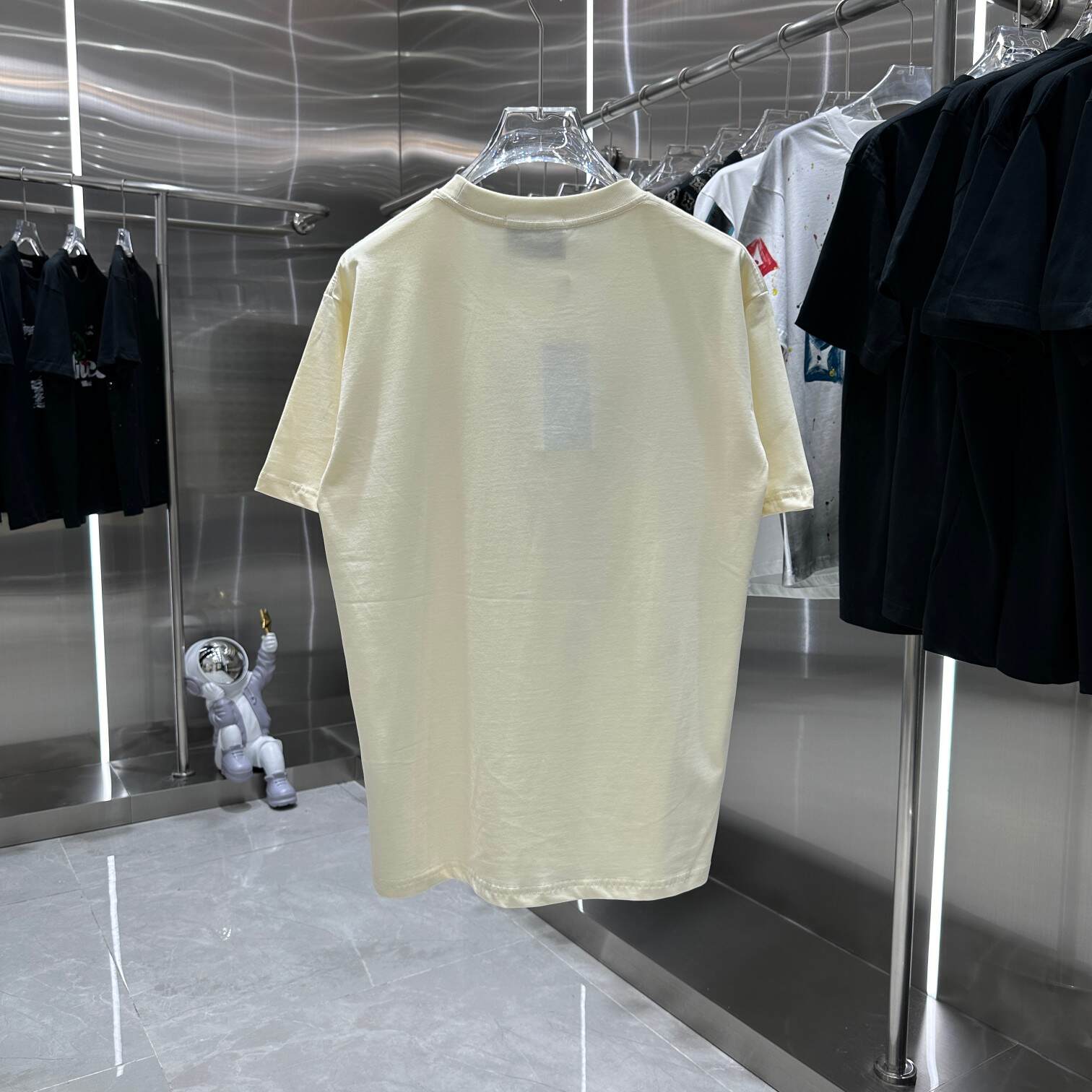【GUCCI 公式旗艦店】グッチ Tシャツ ご好評に付き再入荷！半袖Tシャツ