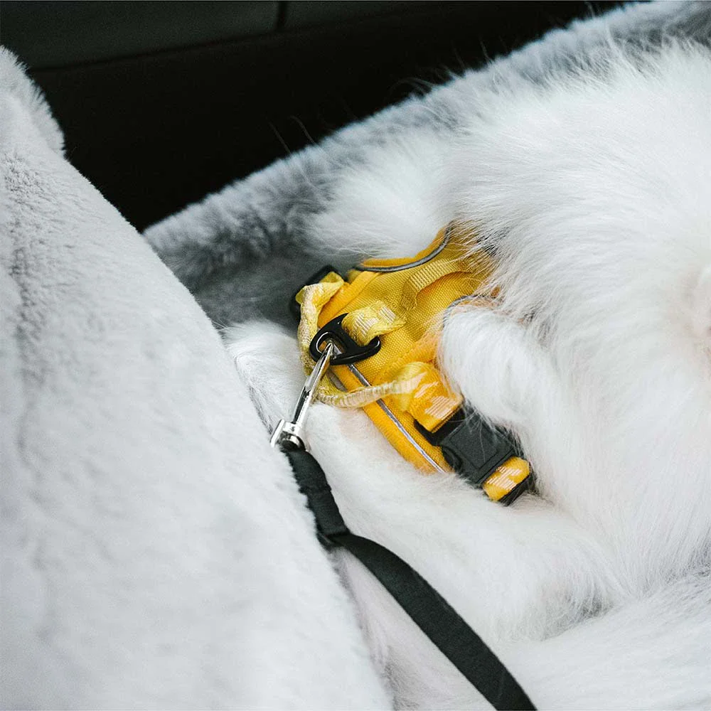 3 in 1 Fluffy Warmth Safe Dog Booster Car Seat Bed - Winter Cruiser