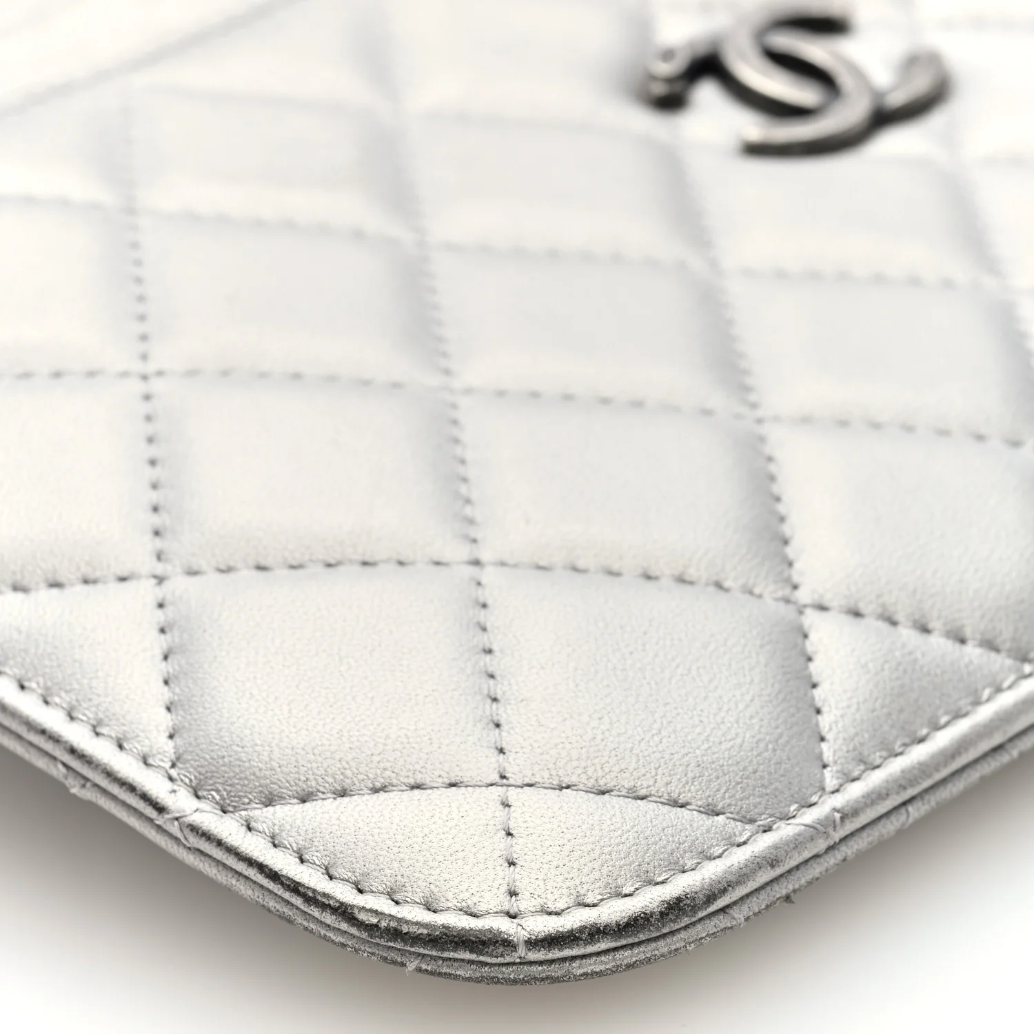Metallic Lambskin Quilted Clutch With Chain Silver